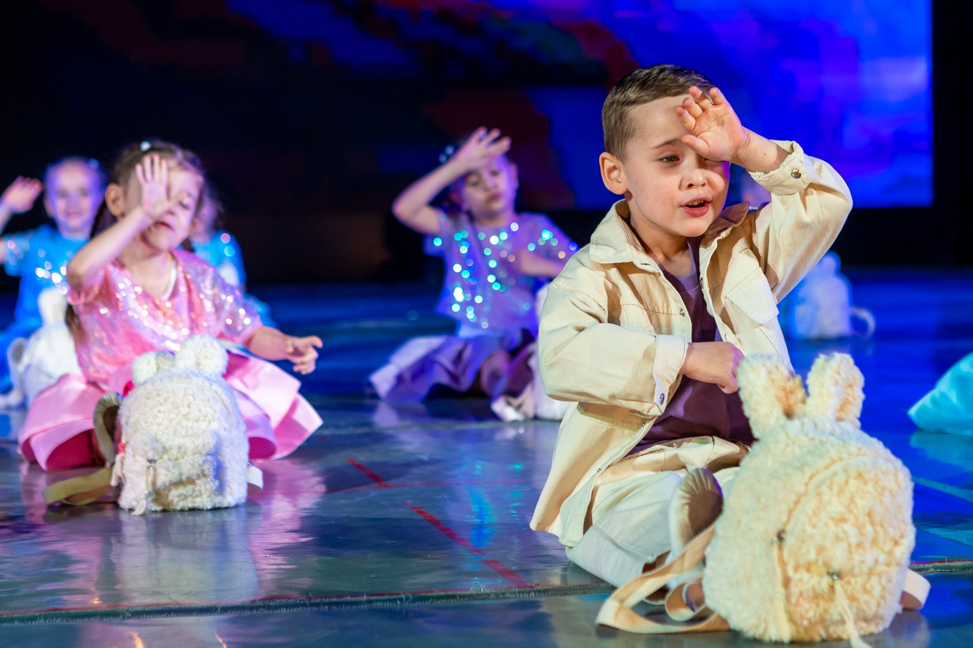 Отчетный концерт Заслуженного коллектива РФ «Жемчужинка» в Оренбурге, ДК «Россия», 2025 г. Фотограф в Оренбурге. Профессиональный фотограф