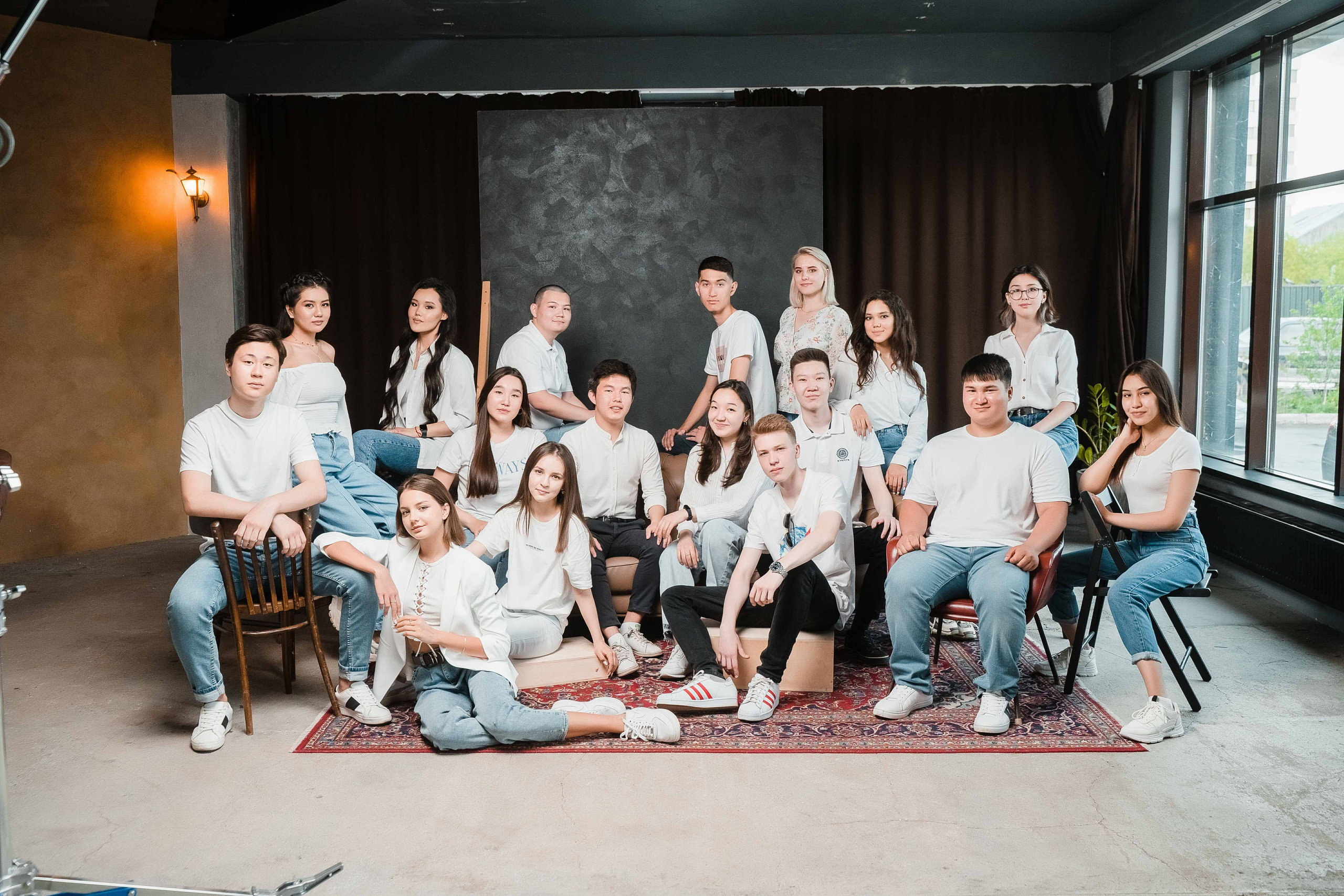 Общие фото. Выпускные альбомы в Нур-Султане (Астана) и по всему Казахстану