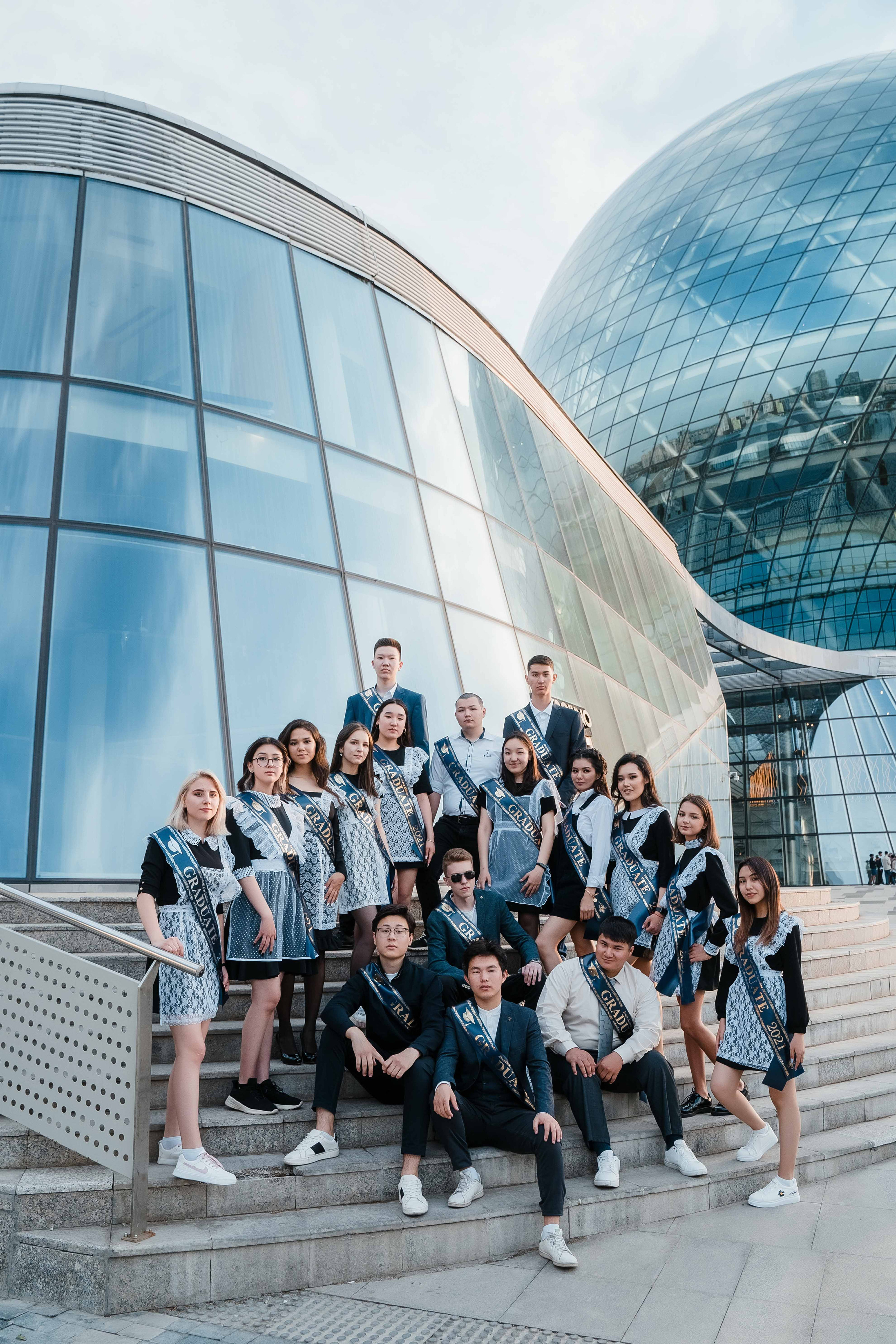 Общие фото. Выпускные альбомы в Нур-Султане (Астана) и по всему Казахстану