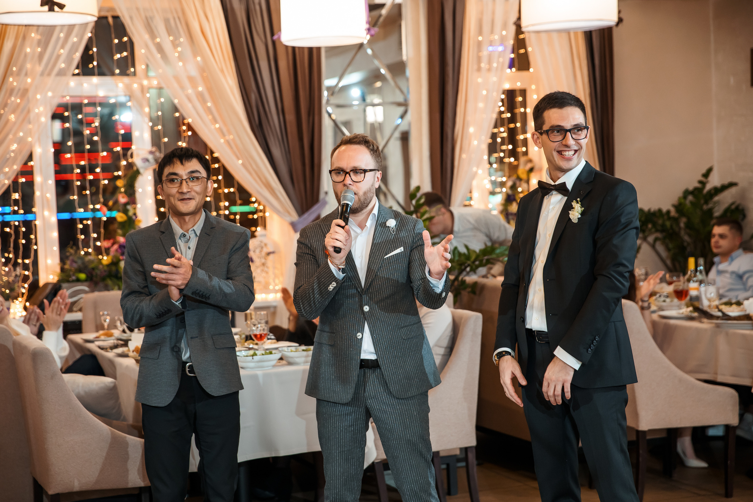 Илья и Яна. Хабаровск. Ноябрь. Немного Прогулка, студия, выездная, банкет. Свадебный фотограф в Хабаровске