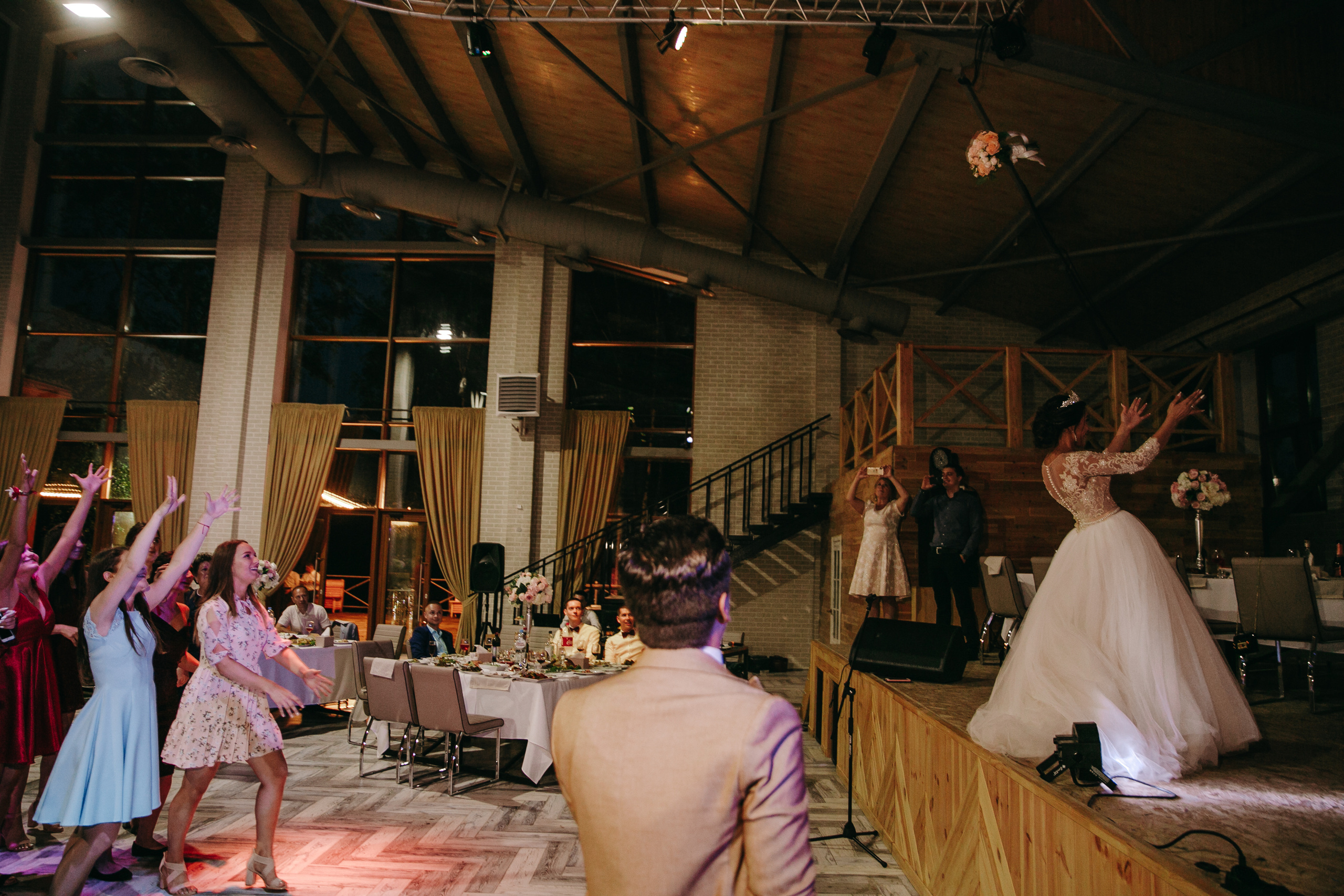 Кирилл и Мария. Солнечный-Холдоми. Выездная регестрация + постановка с гостями. Свадебный фотограф в Хабаровске