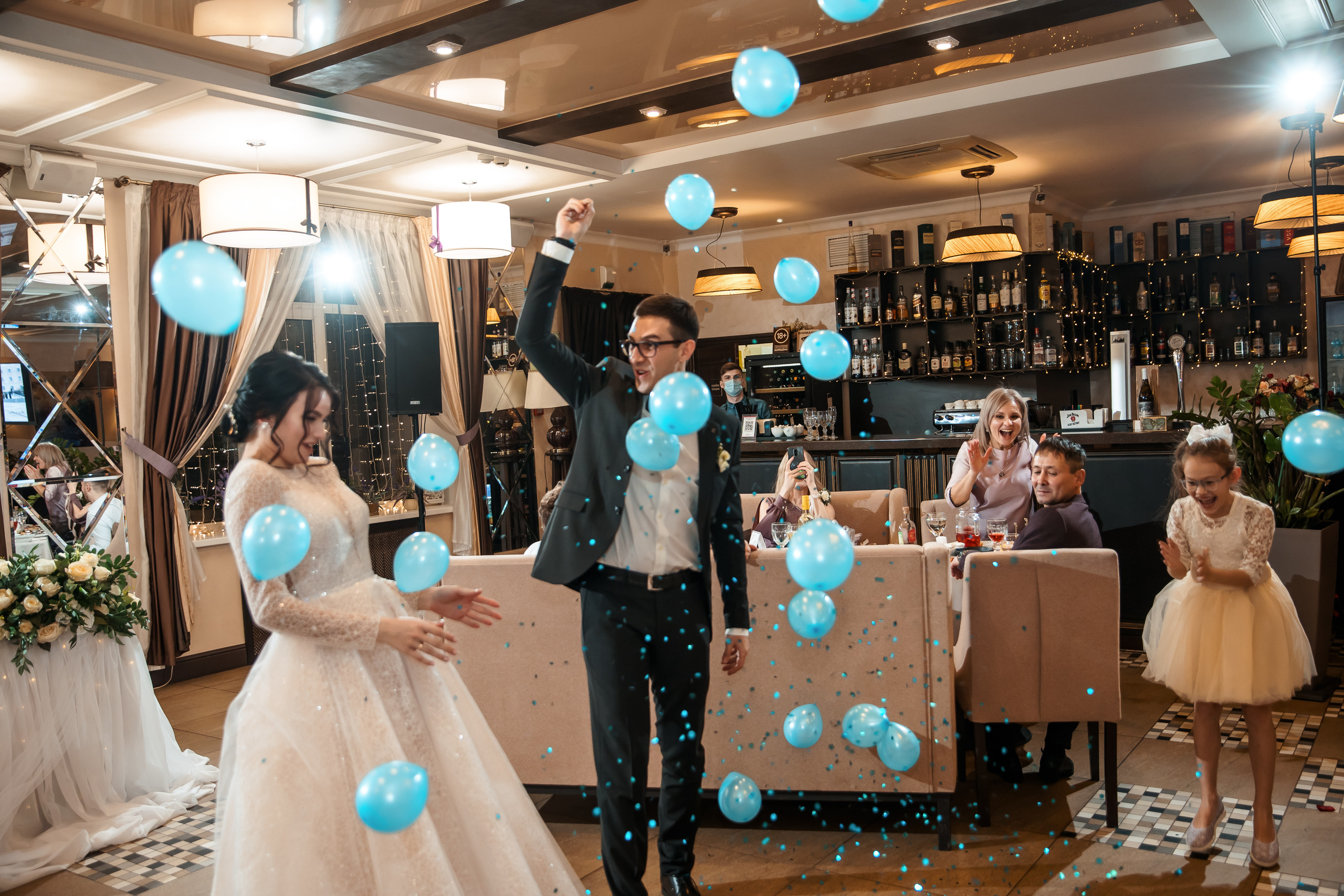 Илья и Яна. Хабаровск. Ноябрь. Немного Прогулка, студия, выездная, банкет. Свадебный фотограф в Хабаровске