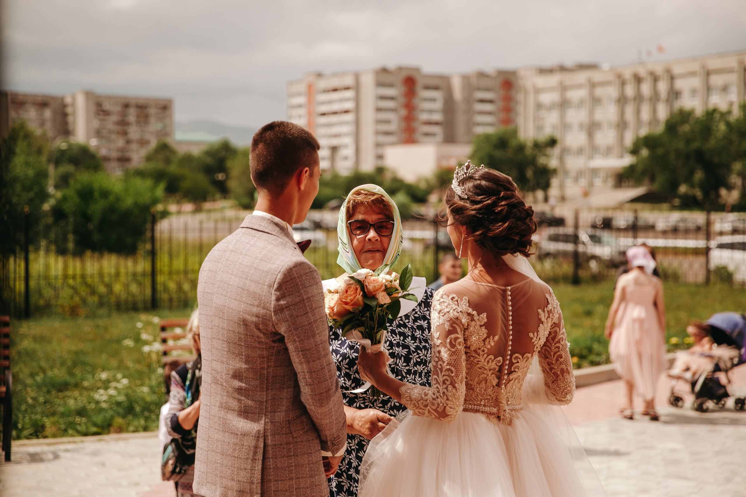 Кирилл и Мария. Солнечный-Холдоми. Выездная регестрация + постановка с гостями. Свадебный фотограф в Хабаровске