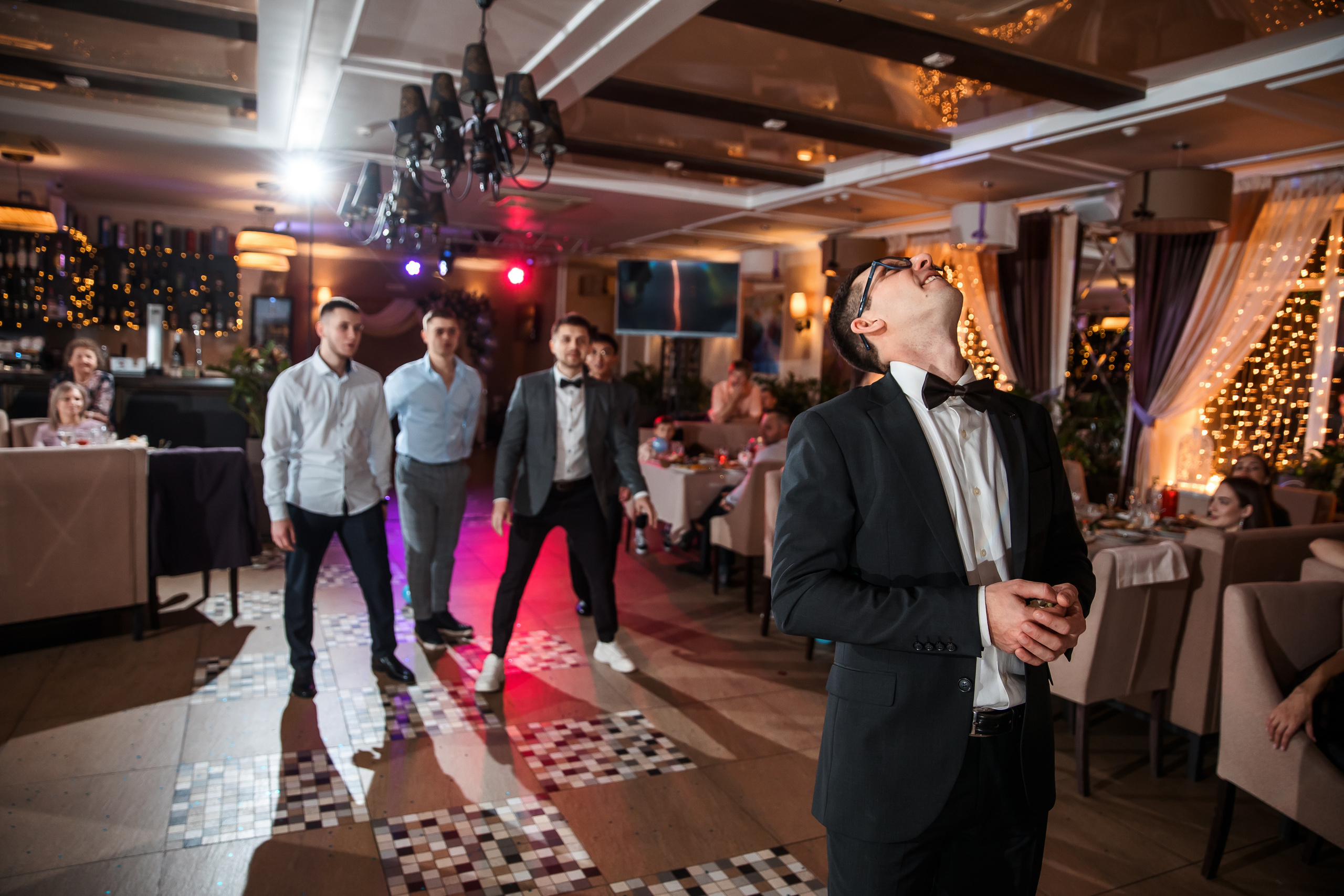 Илья и Яна. Хабаровск. Ноябрь. Немного Прогулка, студия, выездная, банкет. Свадебный фотограф в Хабаровске