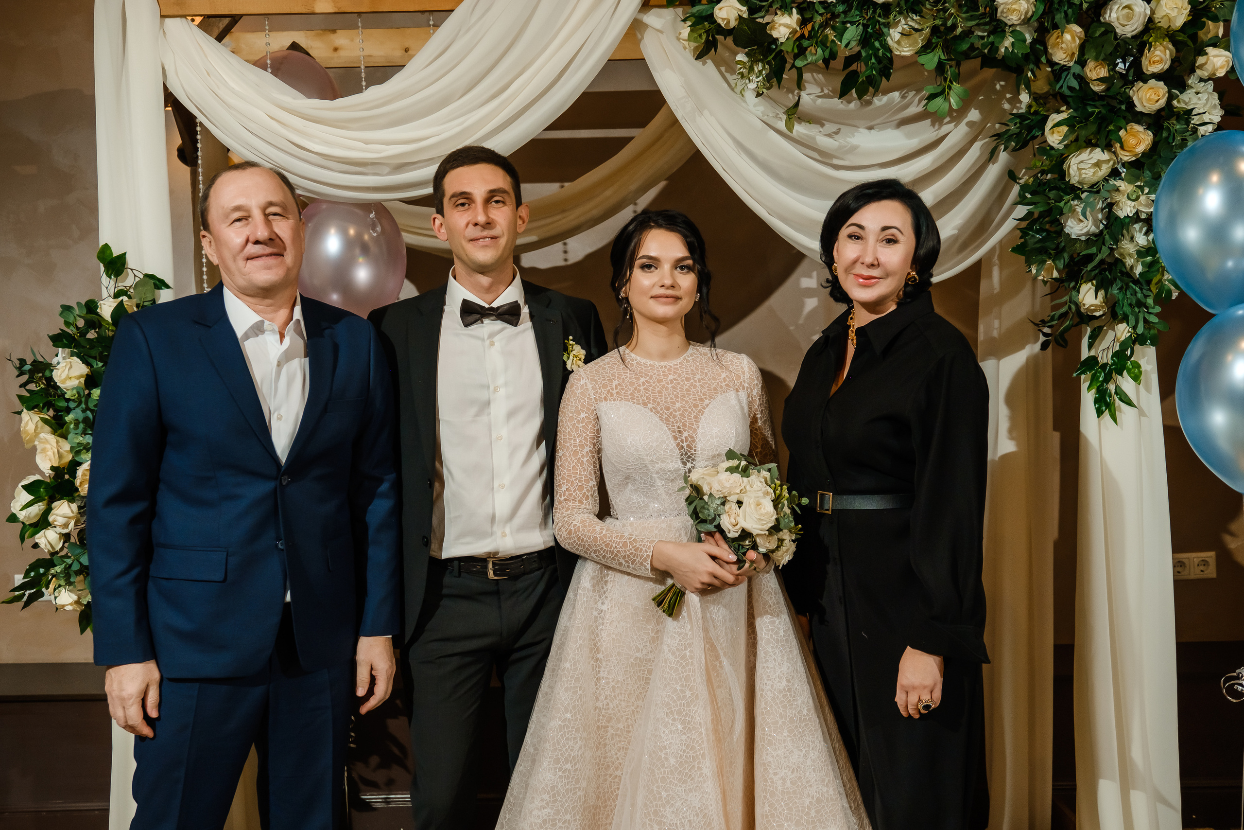 Илья и Яна. Хабаровск. Ноябрь. Немного Прогулка, студия, выездная, банкет. Свадебный фотограф в Хабаровске