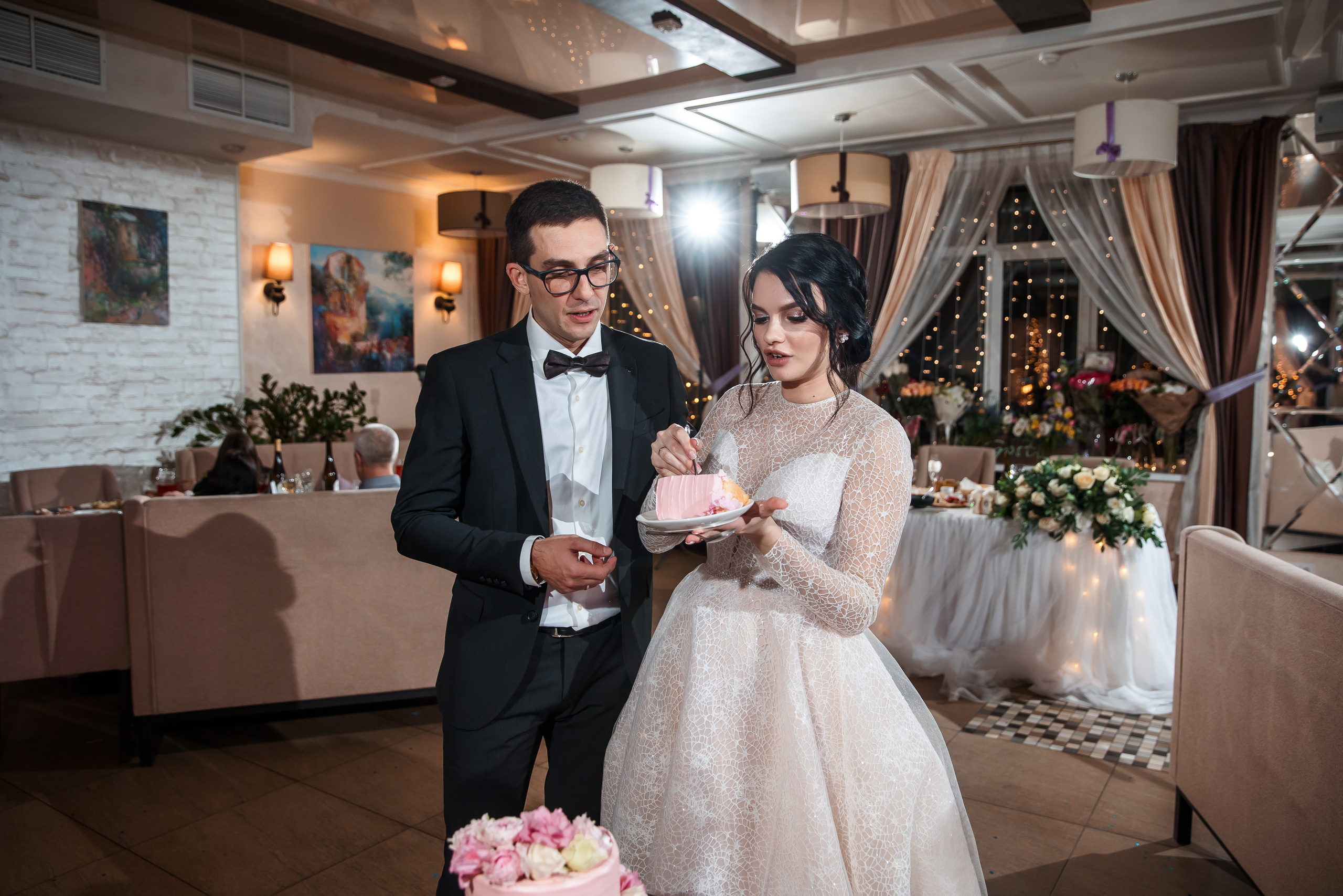 Илья и Яна. Хабаровск. Ноябрь. Немного Прогулка, студия, выездная, банкет. Свадебный фотограф в Хабаровске