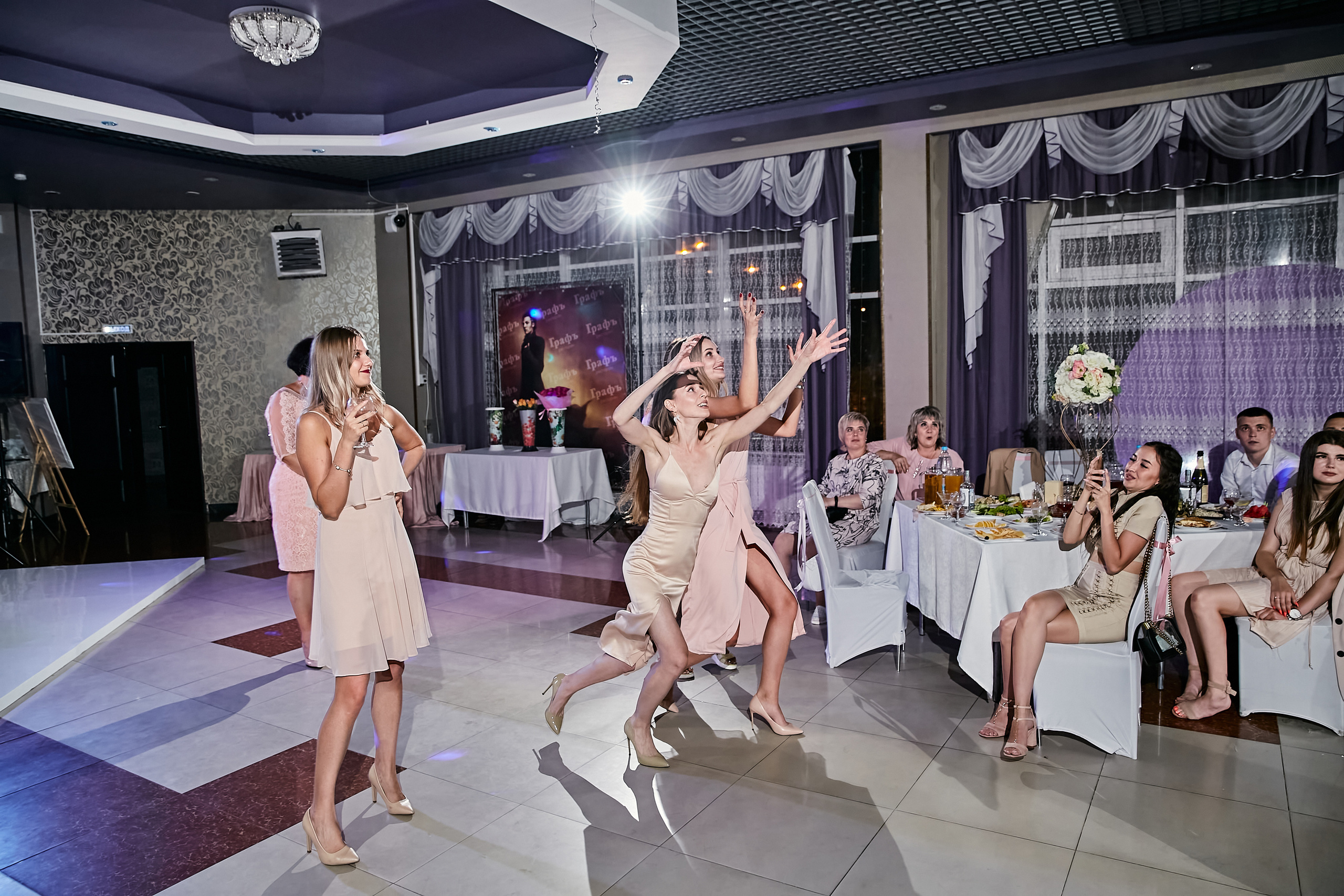 Виктория и Артем. Комсомольск-на-Амуре. Август. Свадебный фотограф в Хабаровске