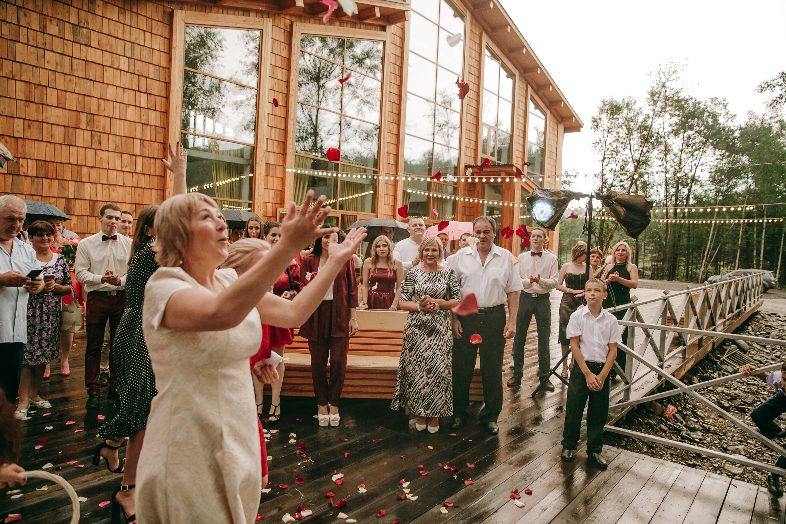 Кирилл и Мария. Солнечный-Холдоми. Выездная регестрация + постановка с гостями. Свадебный фотограф в Хабаровске