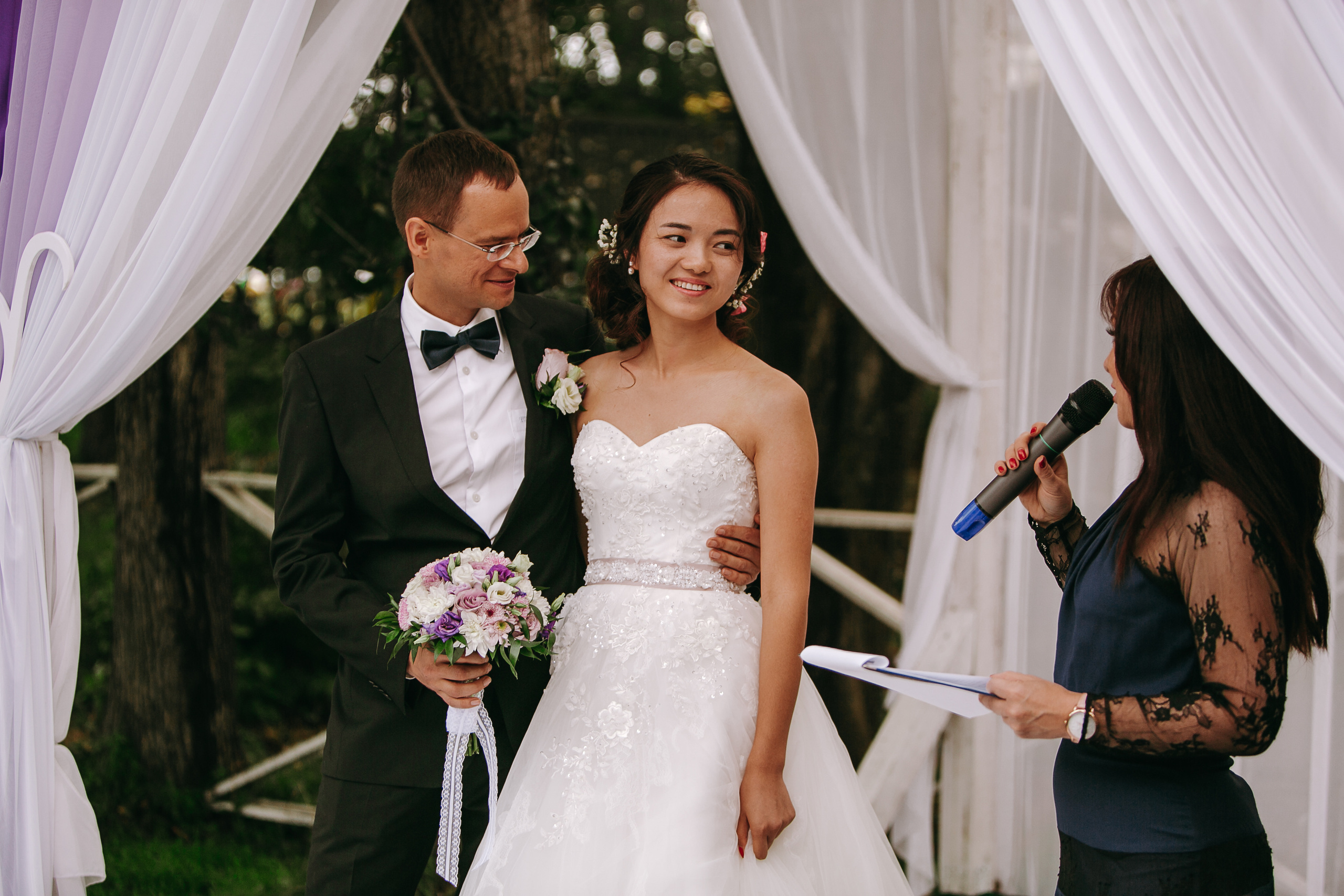 Русско-китайская свадьба. Он — русский. Она — китаянка. Комсомольск. Сентябрь. Свадебный фотограф в Хабаровске