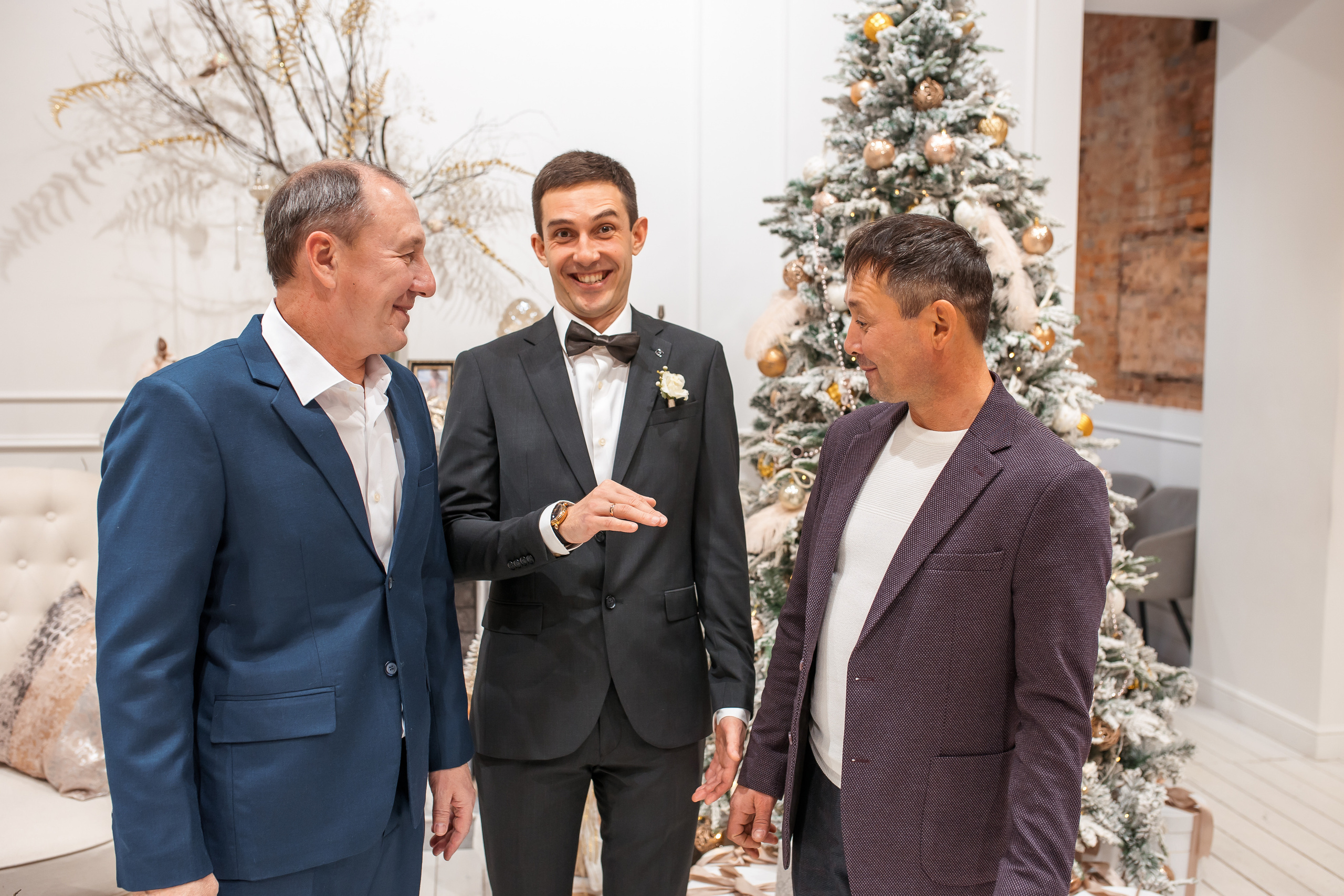 Илья и Яна. Хабаровск. Ноябрь. Немного Прогулка, студия, выездная, банкет. Свадебный фотограф в Хабаровске