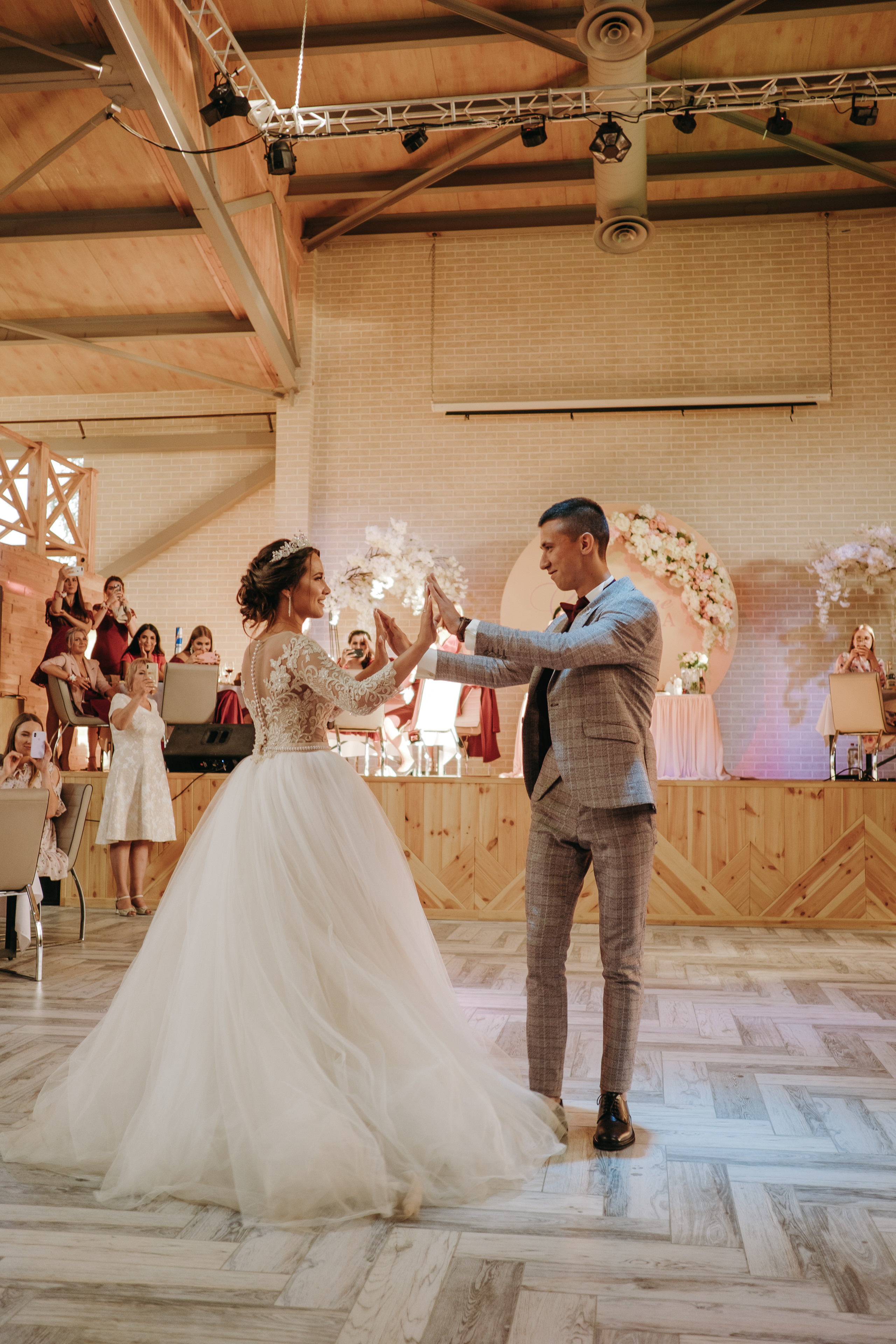 Кирилл и Мария. Солнечный-Холдоми. Выездная регестрация + постановка с гостями. Свадебный фотограф в Хабаровске