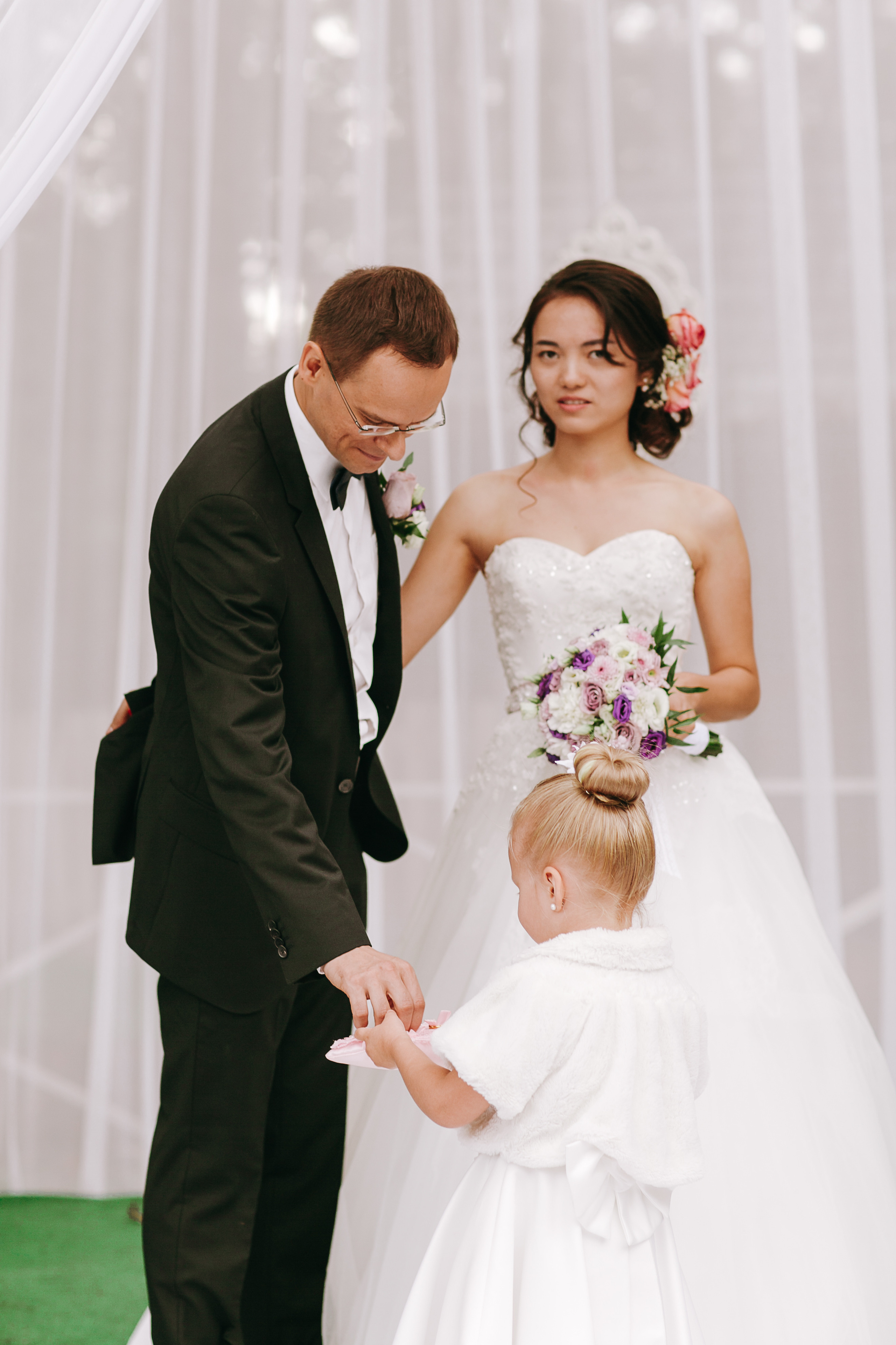 Русско-китайская свадьба. Он — русский. Она — китаянка. Комсомольск. Сентябрь. Свадебный фотограф в Хабаровске