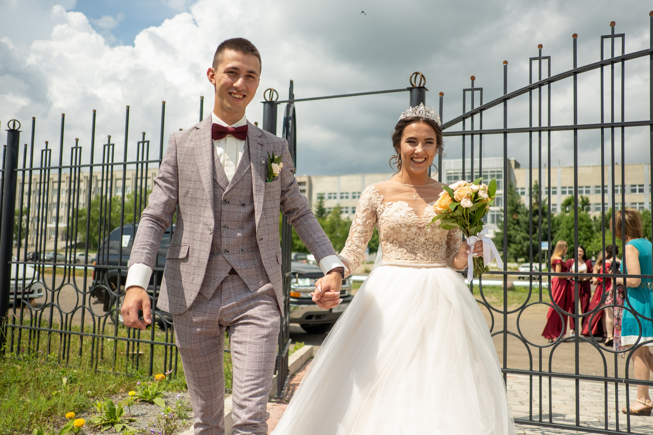 Кирилл и Мария. Солнечный-Холдоми. Выездная регестрация + постановка с гостями. Свадебный фотограф в Хабаровске