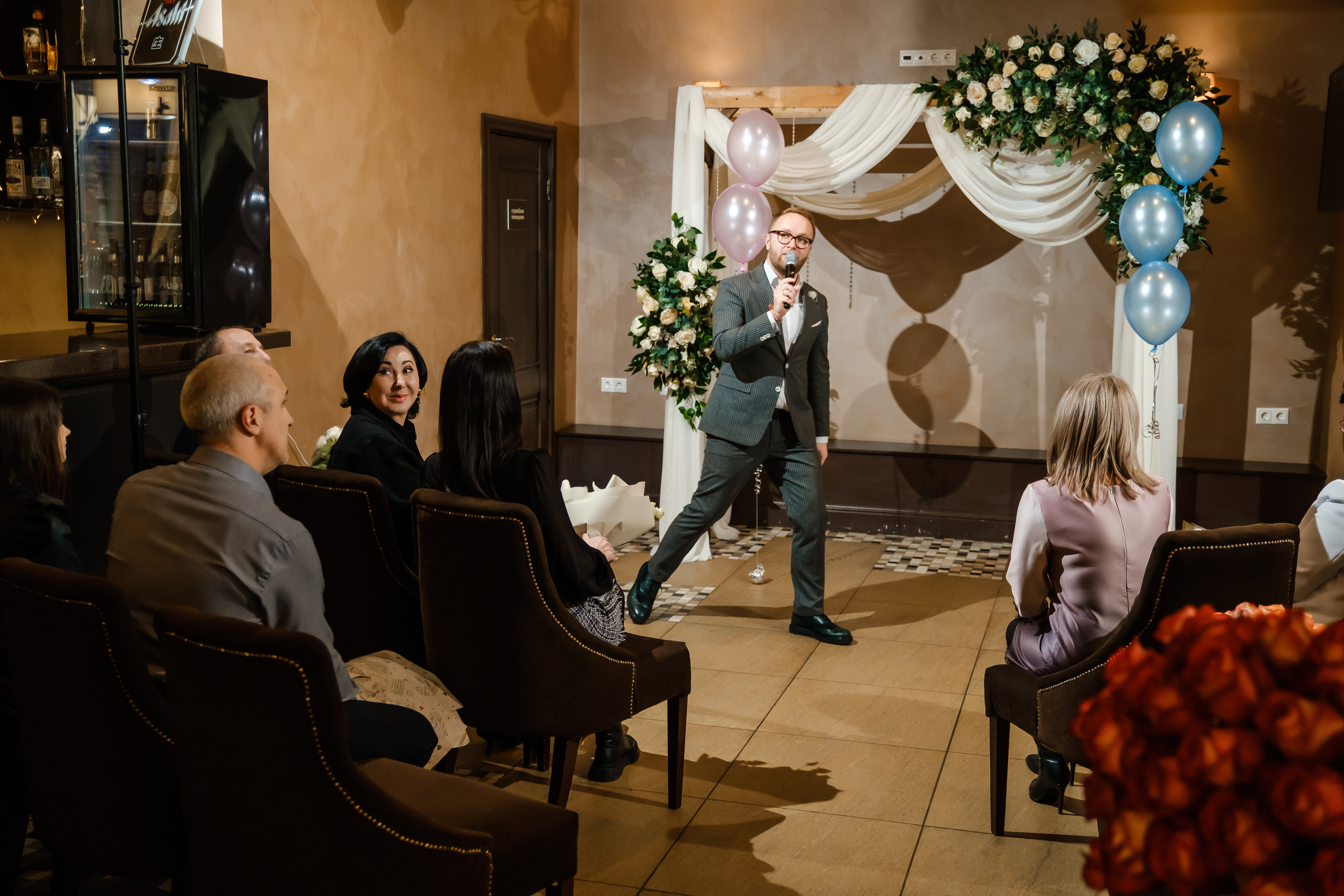 Илья и Яна. Хабаровск. Ноябрь. Немного Прогулка, студия, выездная, банкет. Свадебный фотограф в Хабаровске