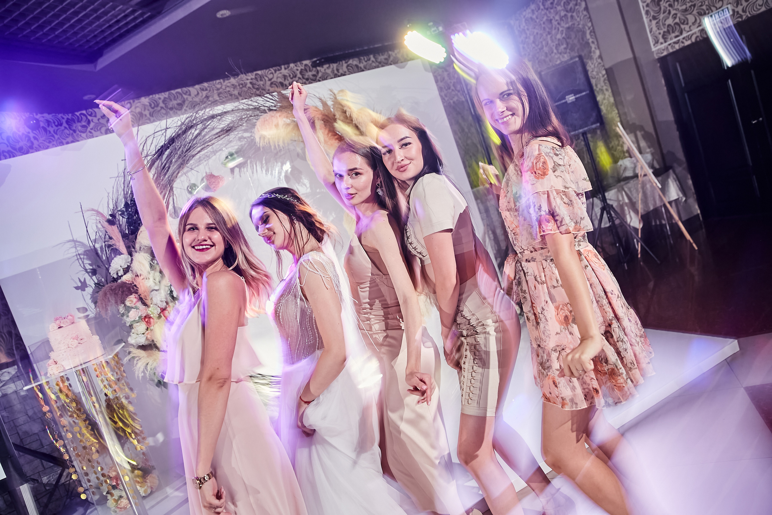 Виктория и Артем. Комсомольск-на-Амуре. Август. Свадебный фотограф в Хабаровске