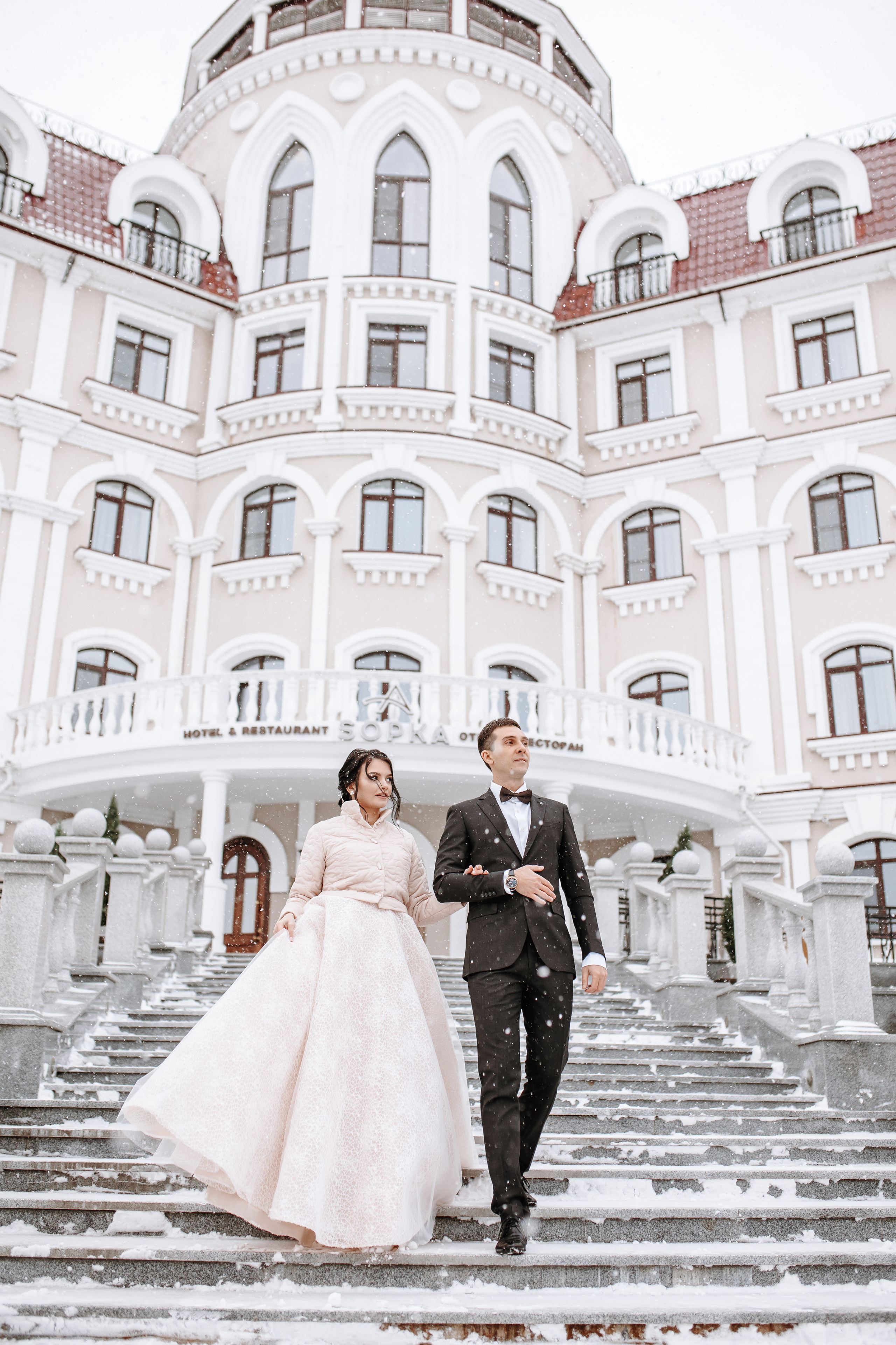 Илья и Яна. Хабаровск. Ноябрь. Немного Прогулка, студия, выездная, банкет. Свадебный фотограф в Хабаровске