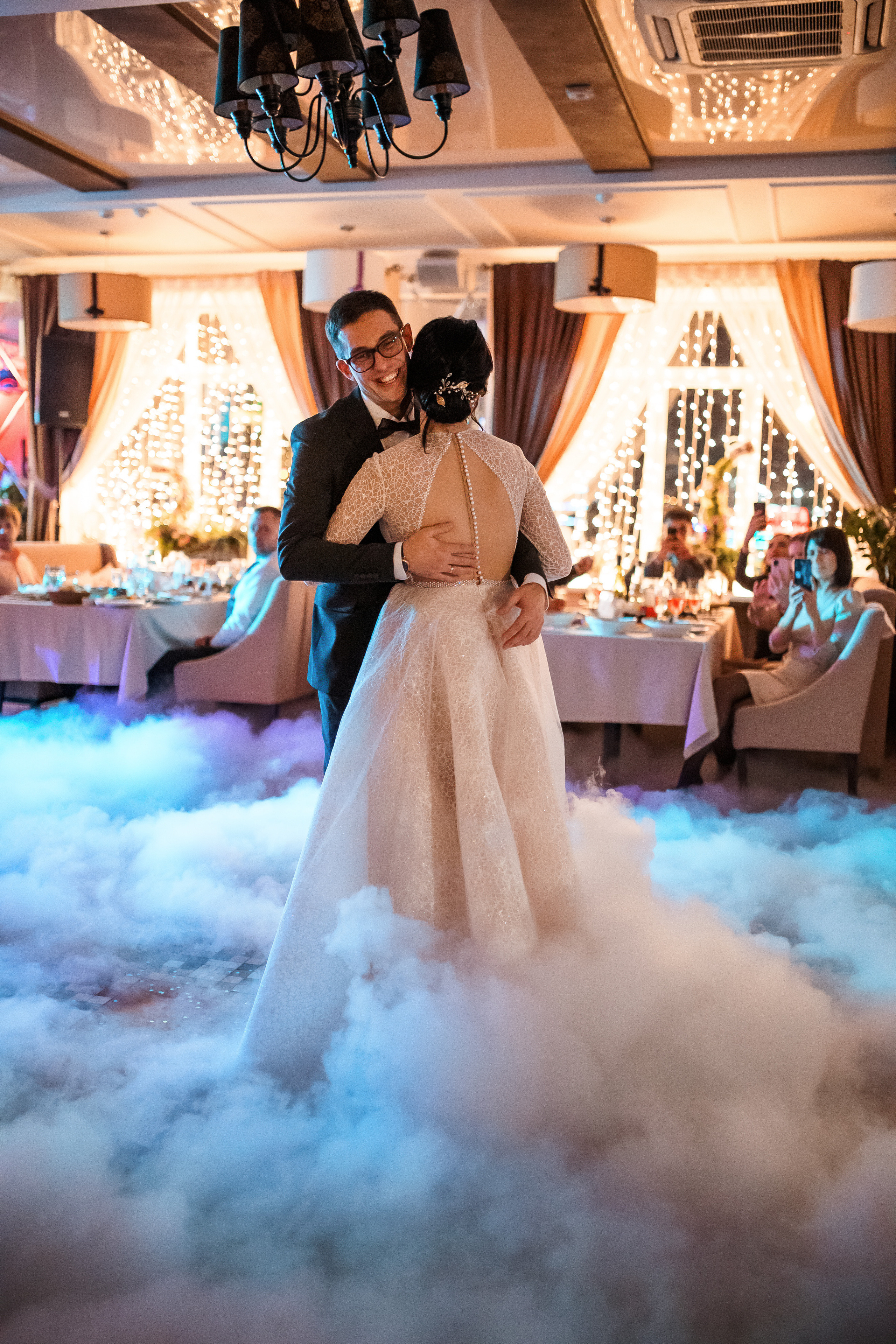 Илья и Яна. Хабаровск. Ноябрь. Немного Прогулка, студия, выездная, банкет. Свадебный фотограф в Хабаровске