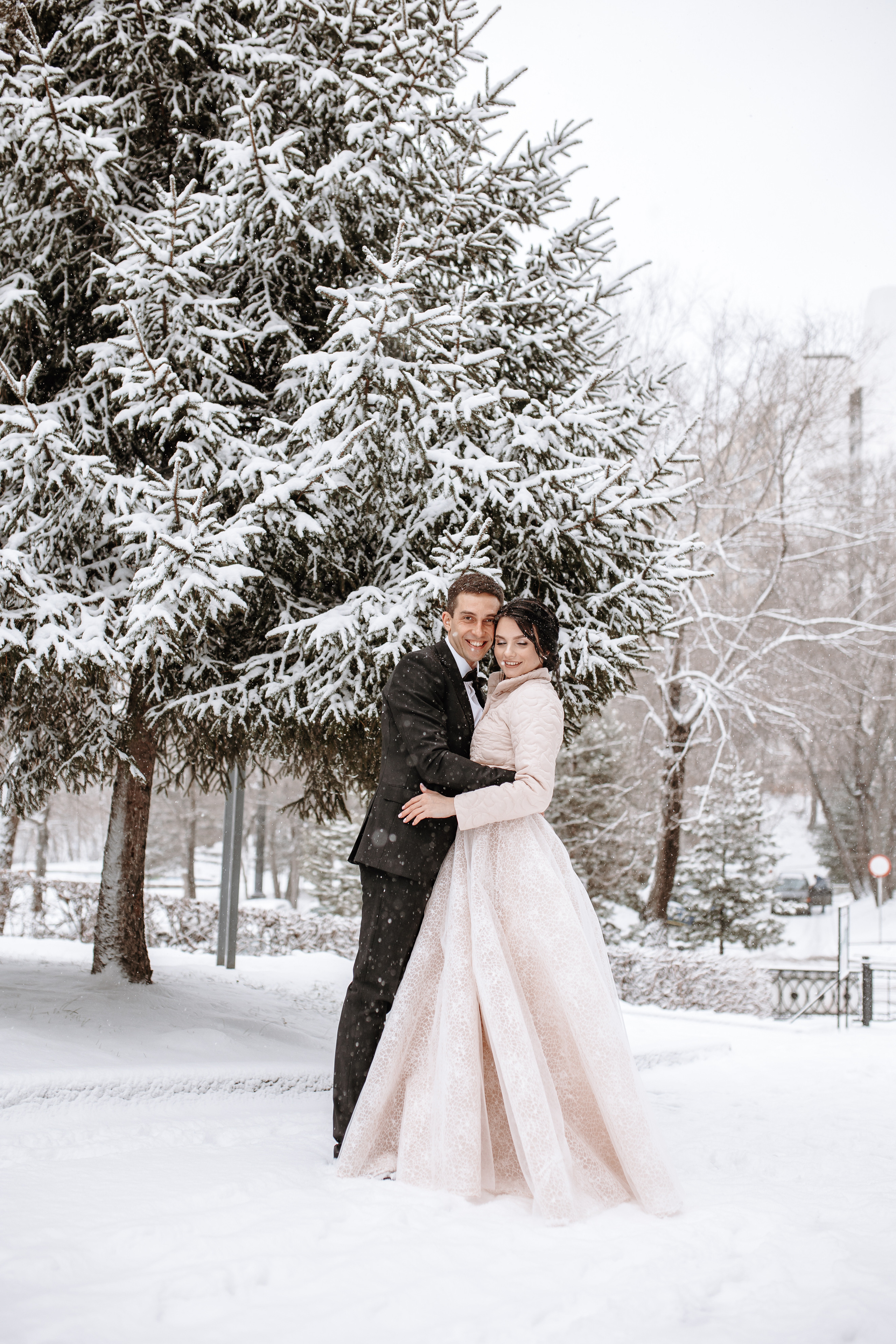 Илья и Яна. Хабаровск. Ноябрь. Немного Прогулка, студия, выездная, банкет. Свадебный фотограф в Хабаровске