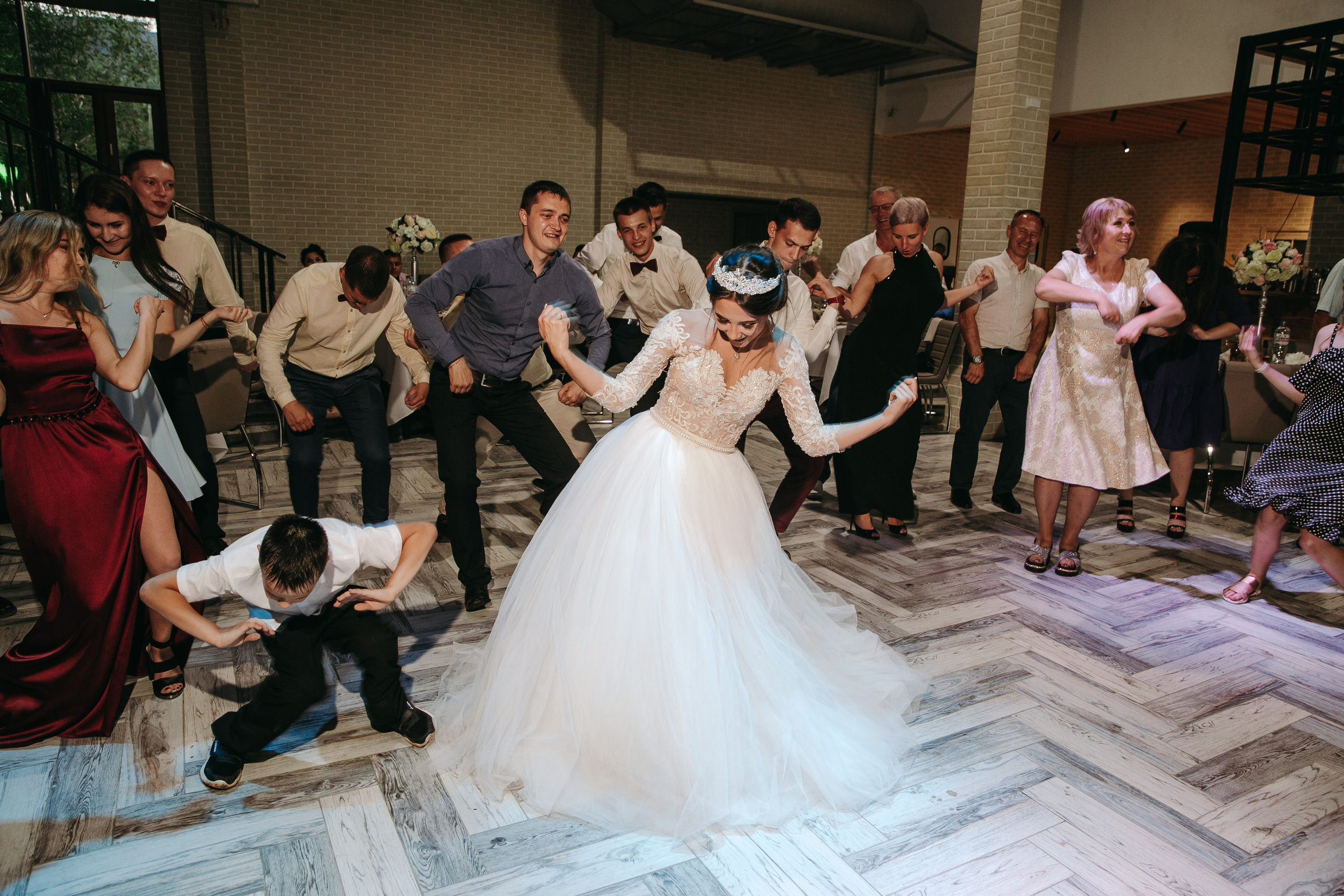 Кирилл и Мария. Солнечный-Холдоми. Выездная регестрация + постановка с гостями. Свадебный фотограф в Хабаровске