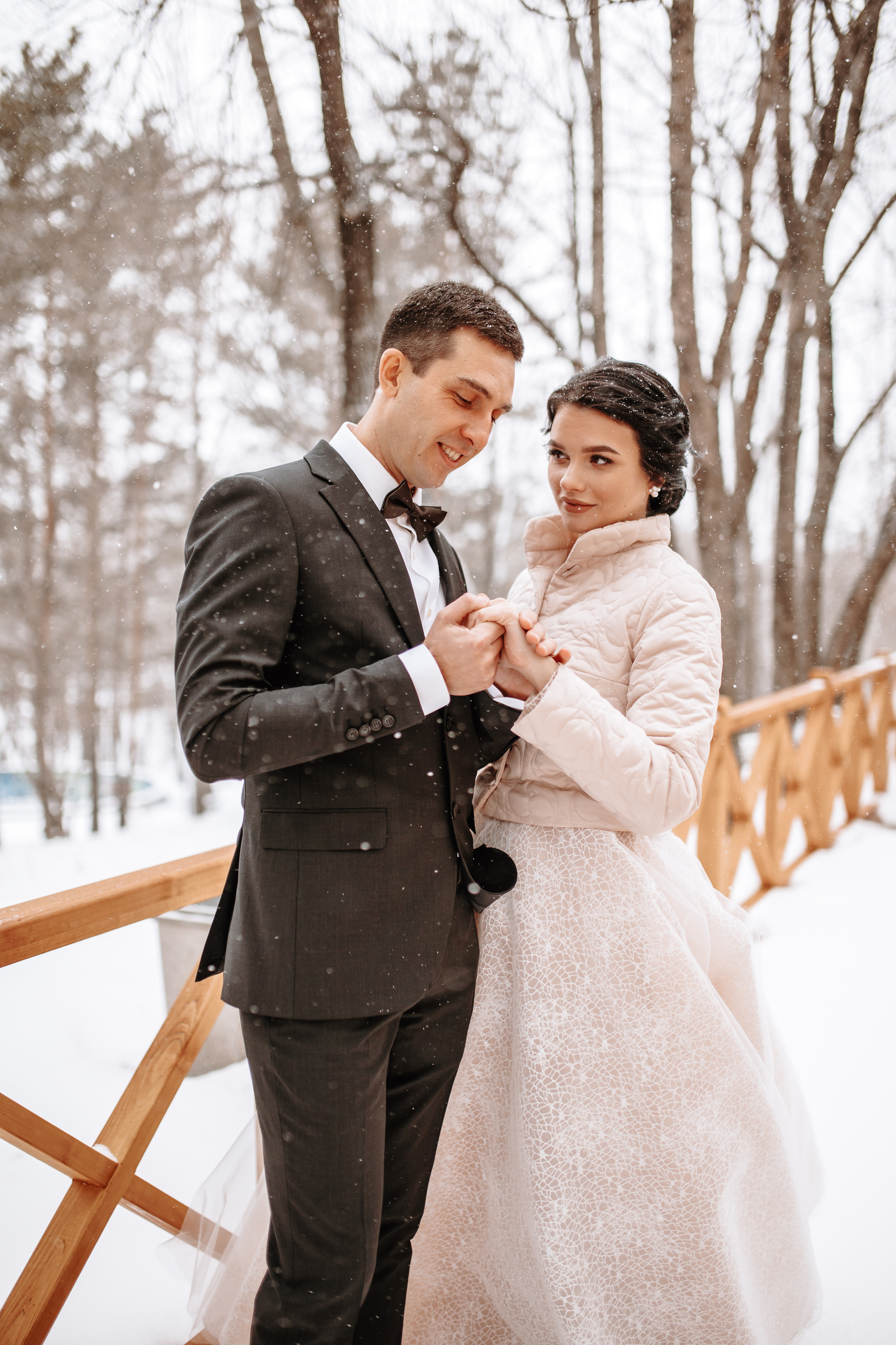 Илья и Яна. Хабаровск. Ноябрь. Немного Прогулка, студия, выездная, банкет. Свадебный фотограф в Хабаровске