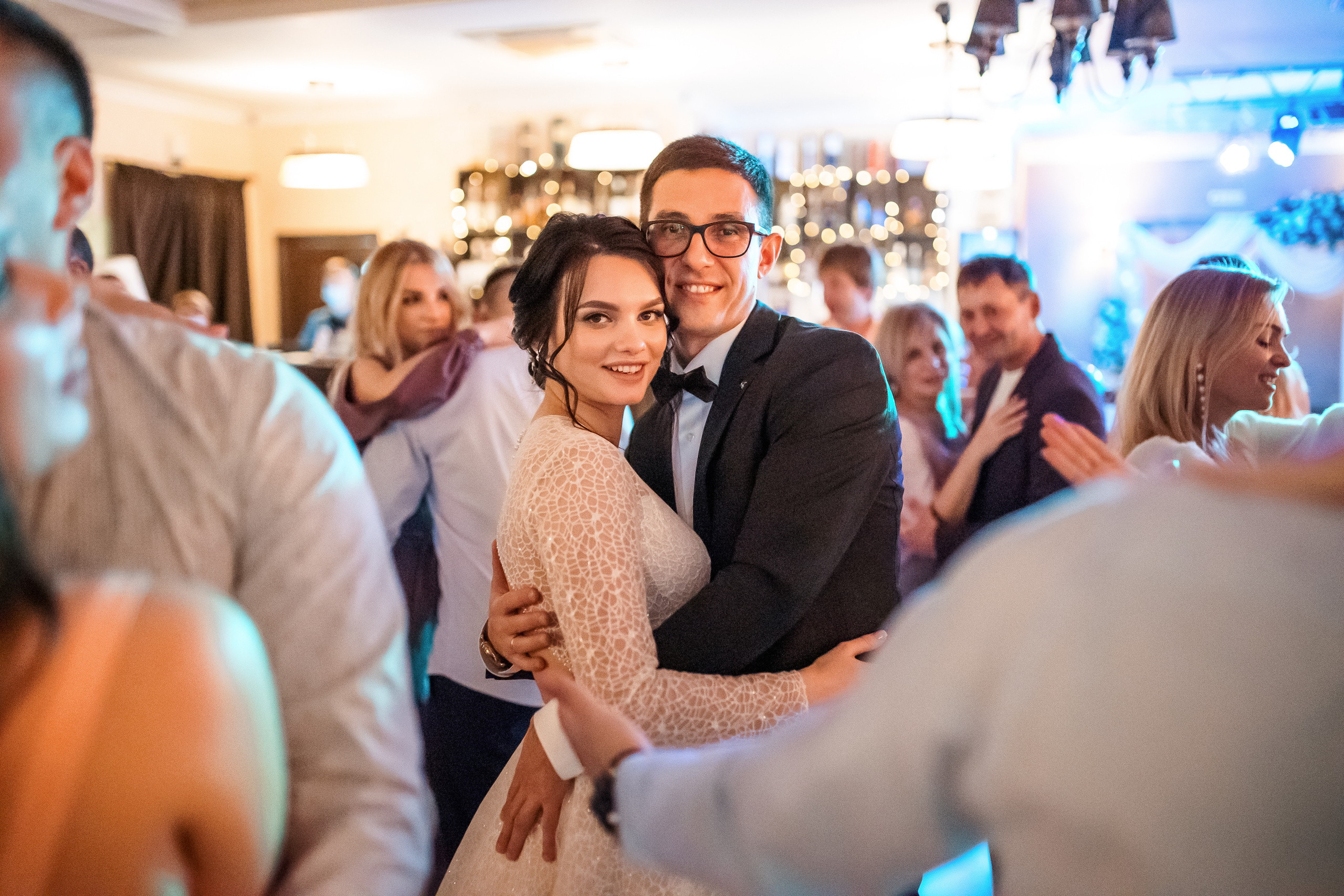 Илья и Яна. Хабаровск. Ноябрь. Немного Прогулка, студия, выездная, банкет. Свадебный фотограф в Хабаровске