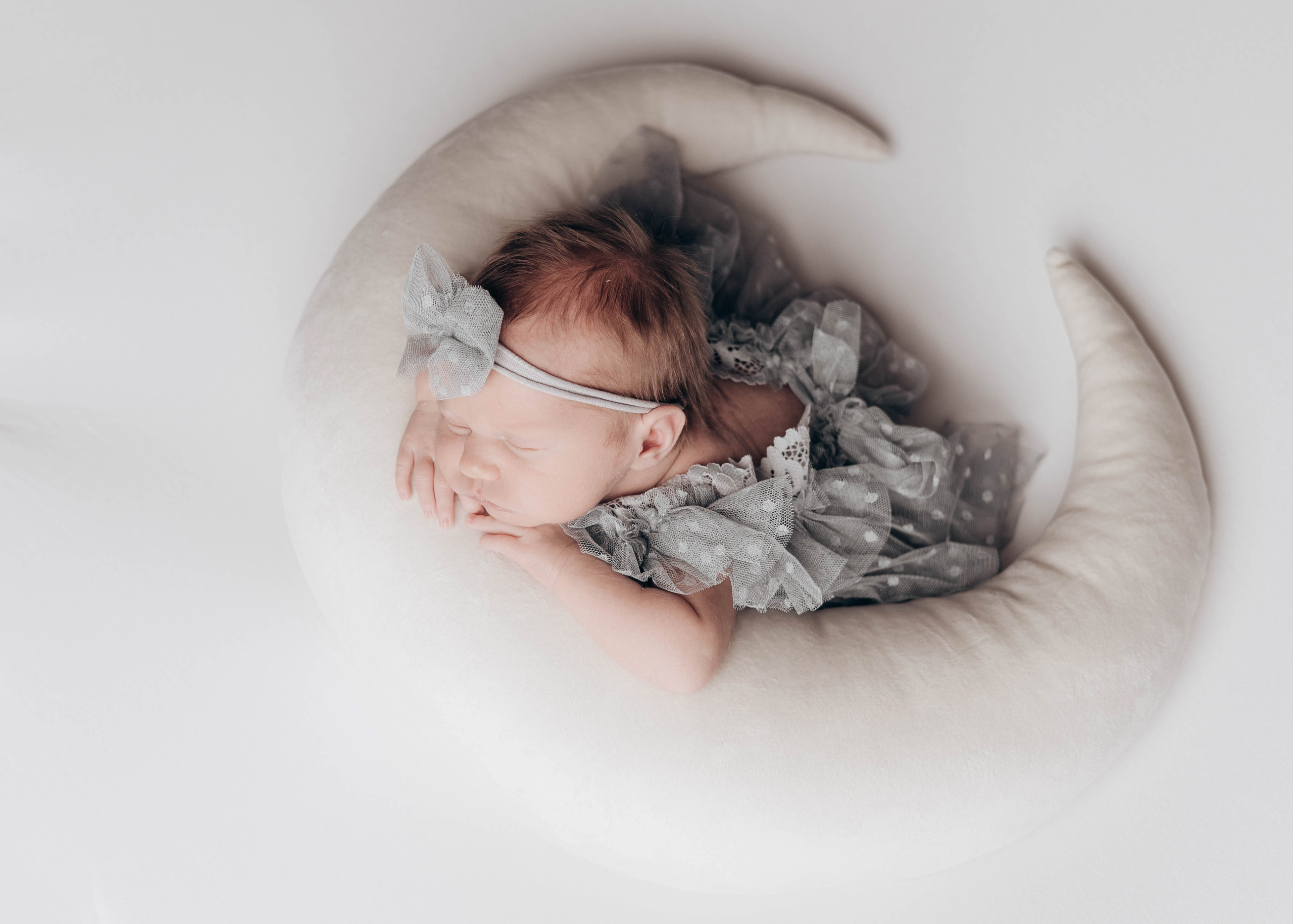 НОВОРОЖДЕННЫЕ МАЛЫШИ. Фотосессия новорожденных в Москве и Московской области