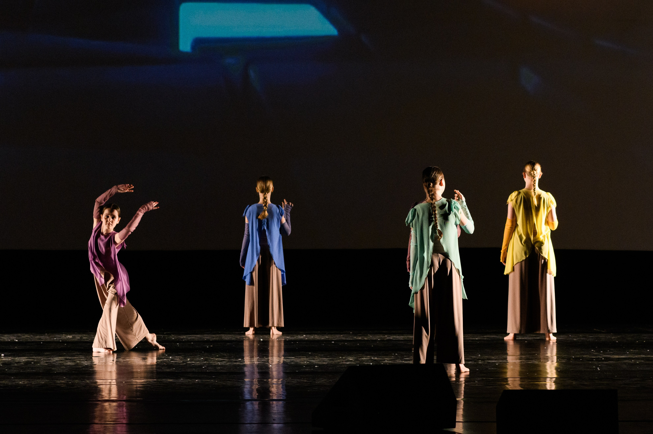 23 апреля, часть 2, БКЗ Октябрьский, г. Санкт-Петербург. Золотое яблочко