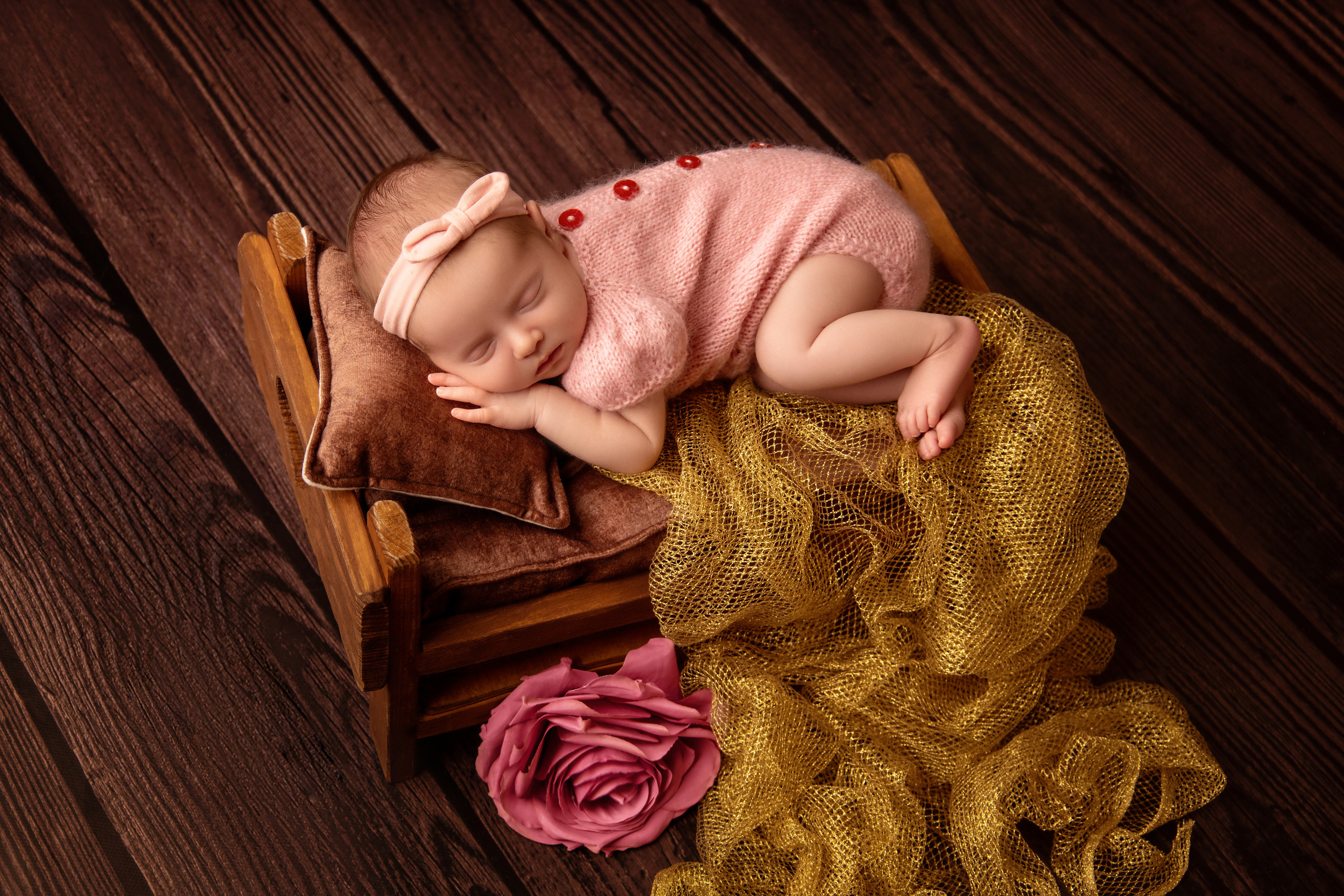 NEWBORN. Смиричевская Екатерина — фотограф новорожденных