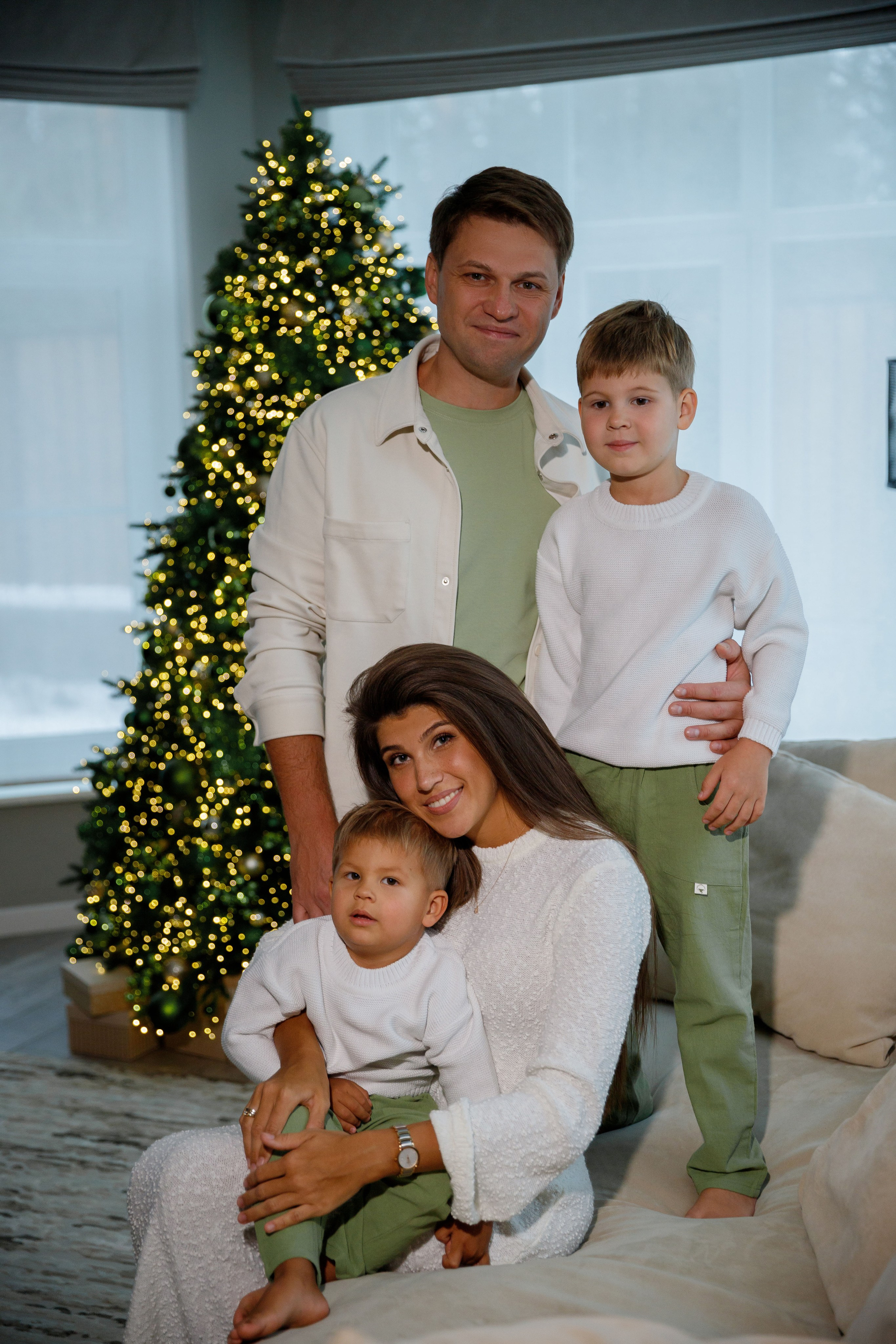 Семейная фотосессия дома. Фотограф Александра Сыщенко