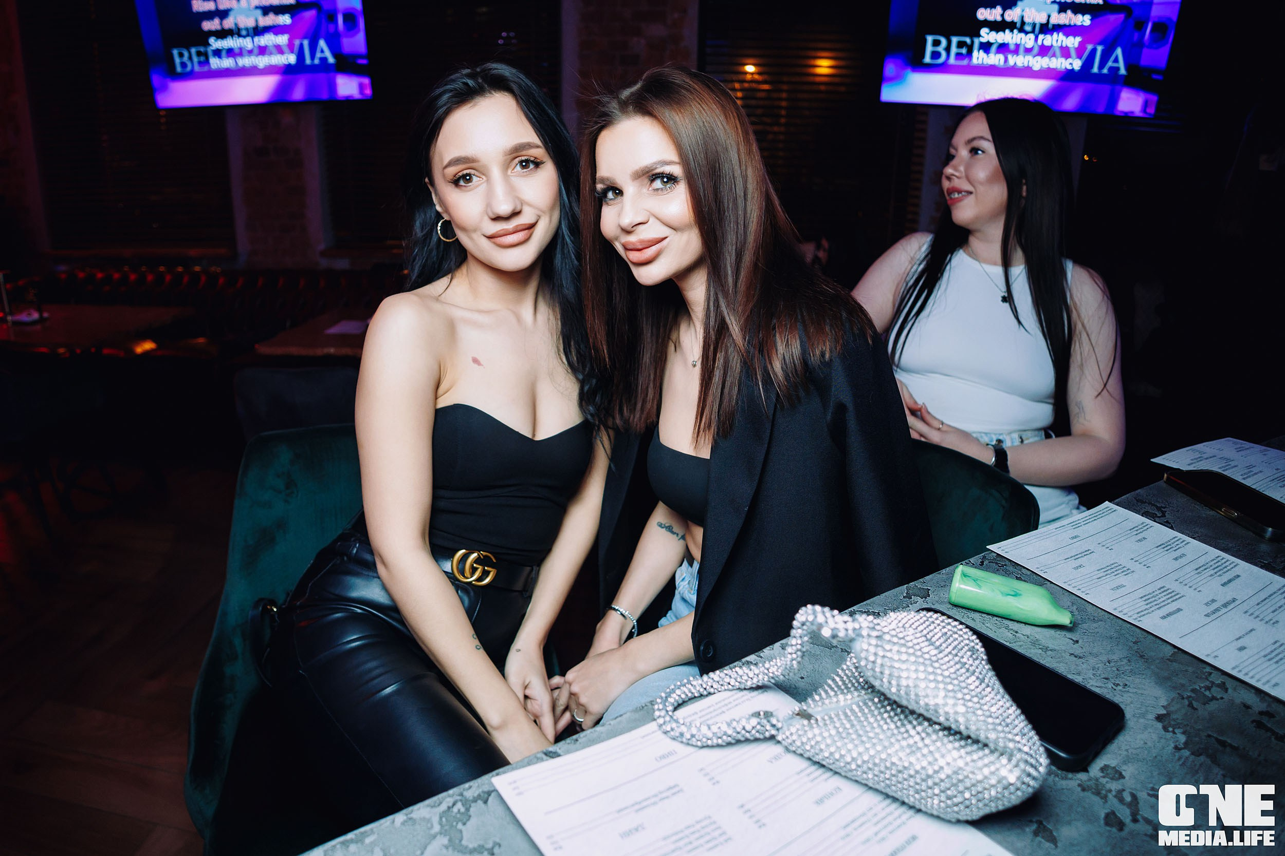 Пятница в Белгравии. One Media Life: фоторепортажи, фотоотчеты с мероприятий и заведений