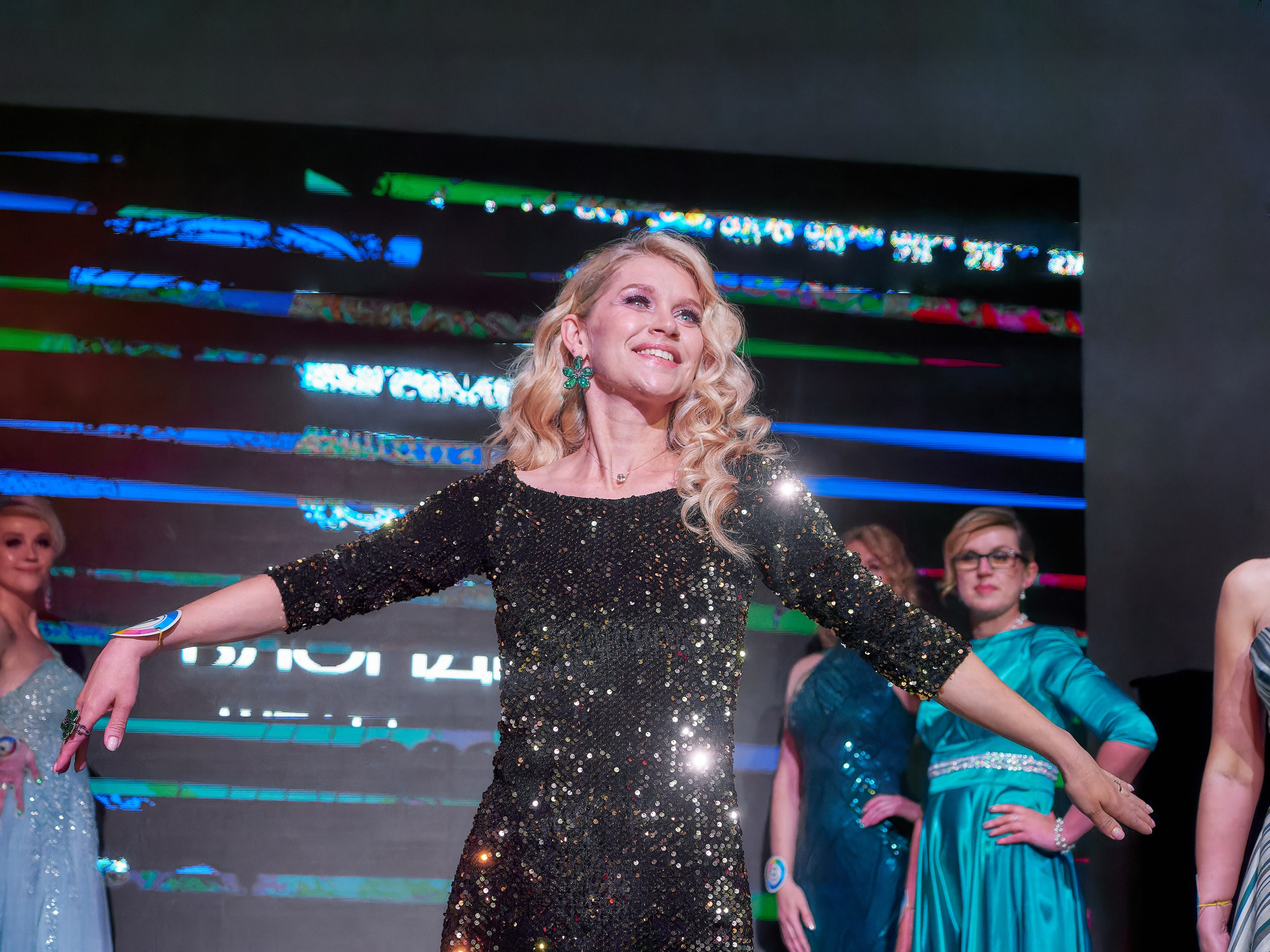 Блондинка Междуреченска. Семейный и детский фотограф в Междуреченск Олег Бамбульский