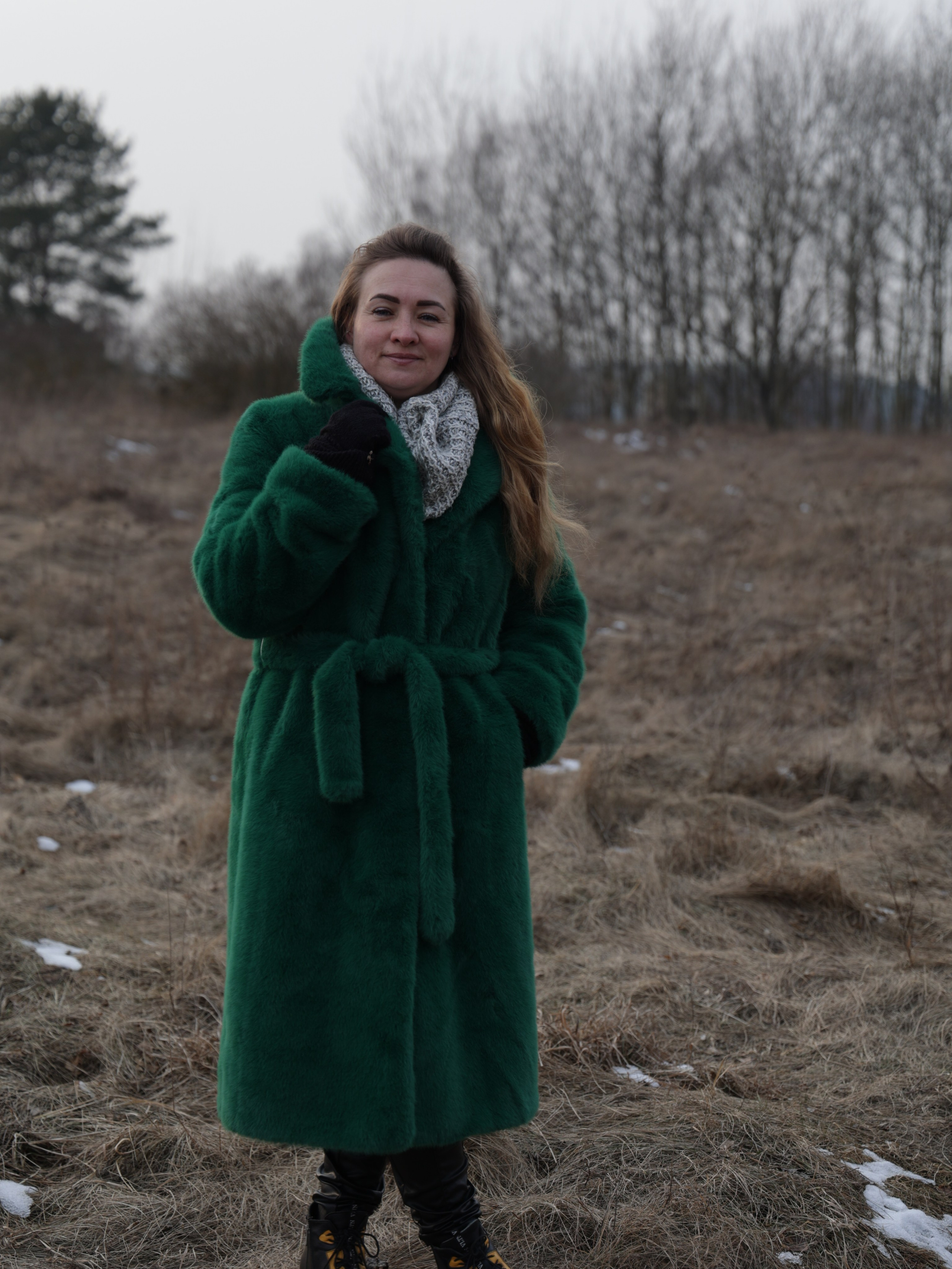 Карнавальные костюмы, вечерние и свадебные платья аренда посуточно, прокат в Жуковском. Фотограф для маркетплейсов, фотоуслуги в Жуковском Татьяна Марсуверских