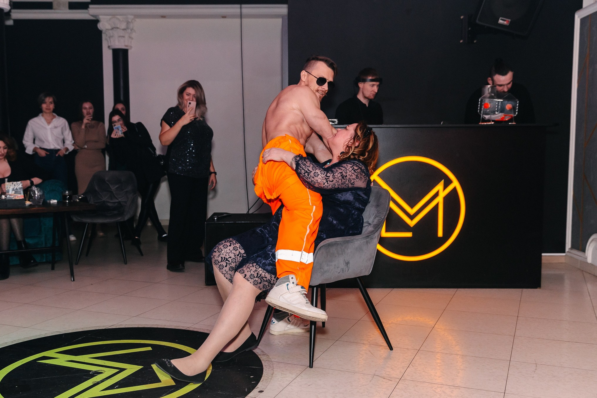 8 марта в лаунж-баре Major 2024. Свадебный, семейный и детский фотограф в Калининграде Елена Кравцова