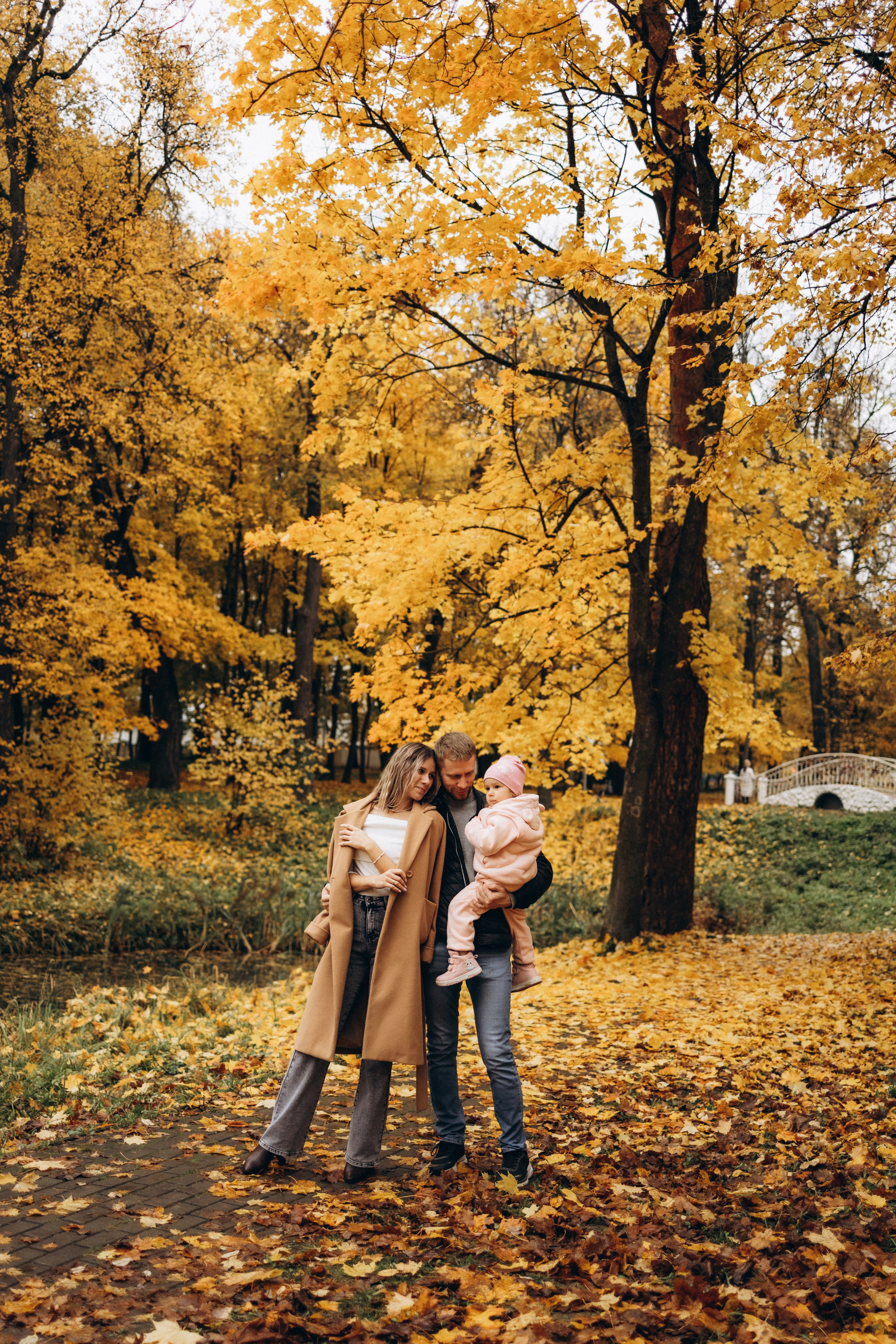 Осенняя семейная фотосъемка (11.10.2025 г.) г. Обнинск (Калужская обл.). Надежда Стар семейный и церковный фотограф в Жукове и Калужской области