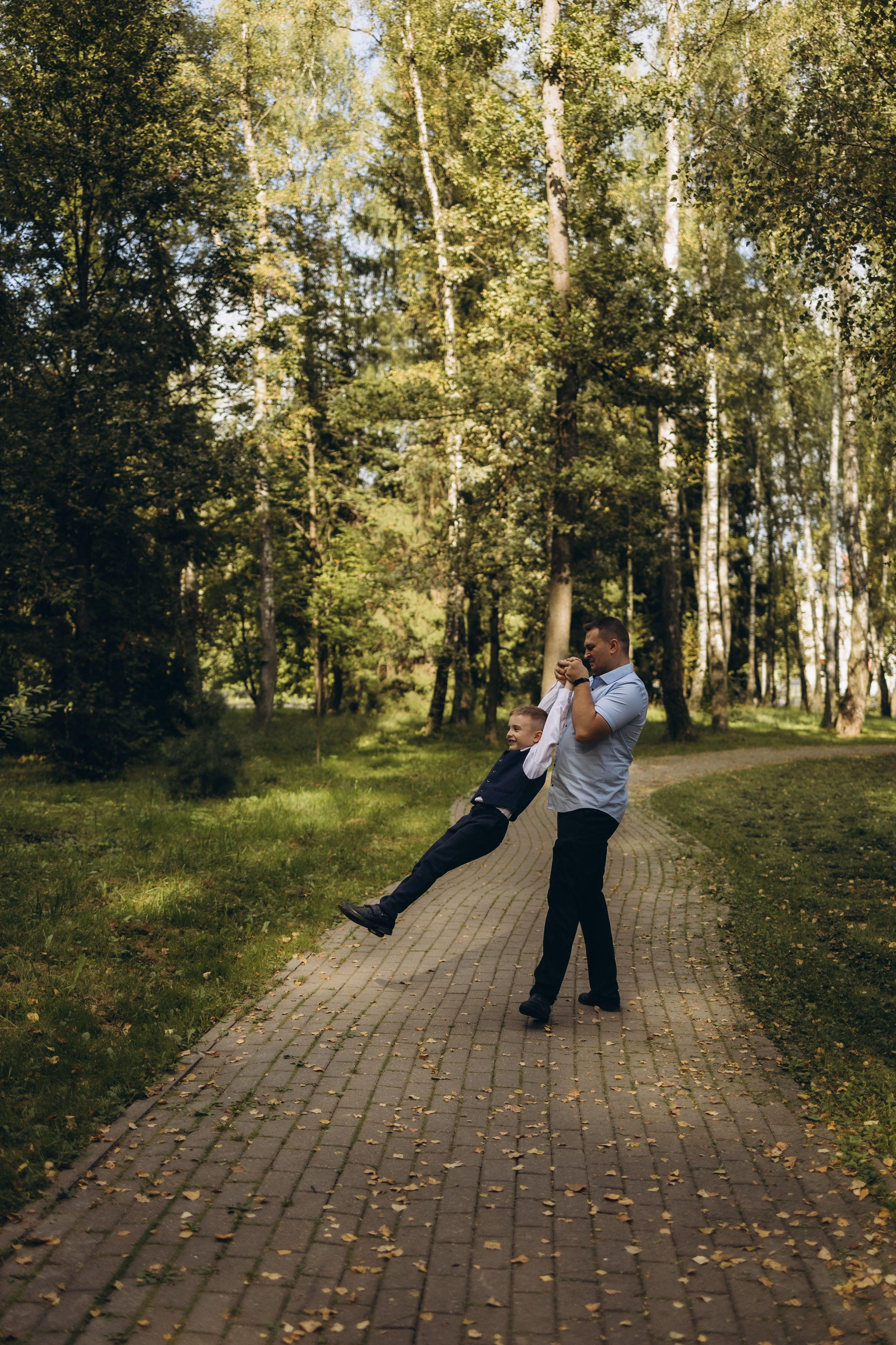 Первая школьная фотография Димули (1.09.2025 г.) г. Обнинск (Калужская обл.). Надежда Стар семейный и церковный фотограф в Жукове и Калужской области