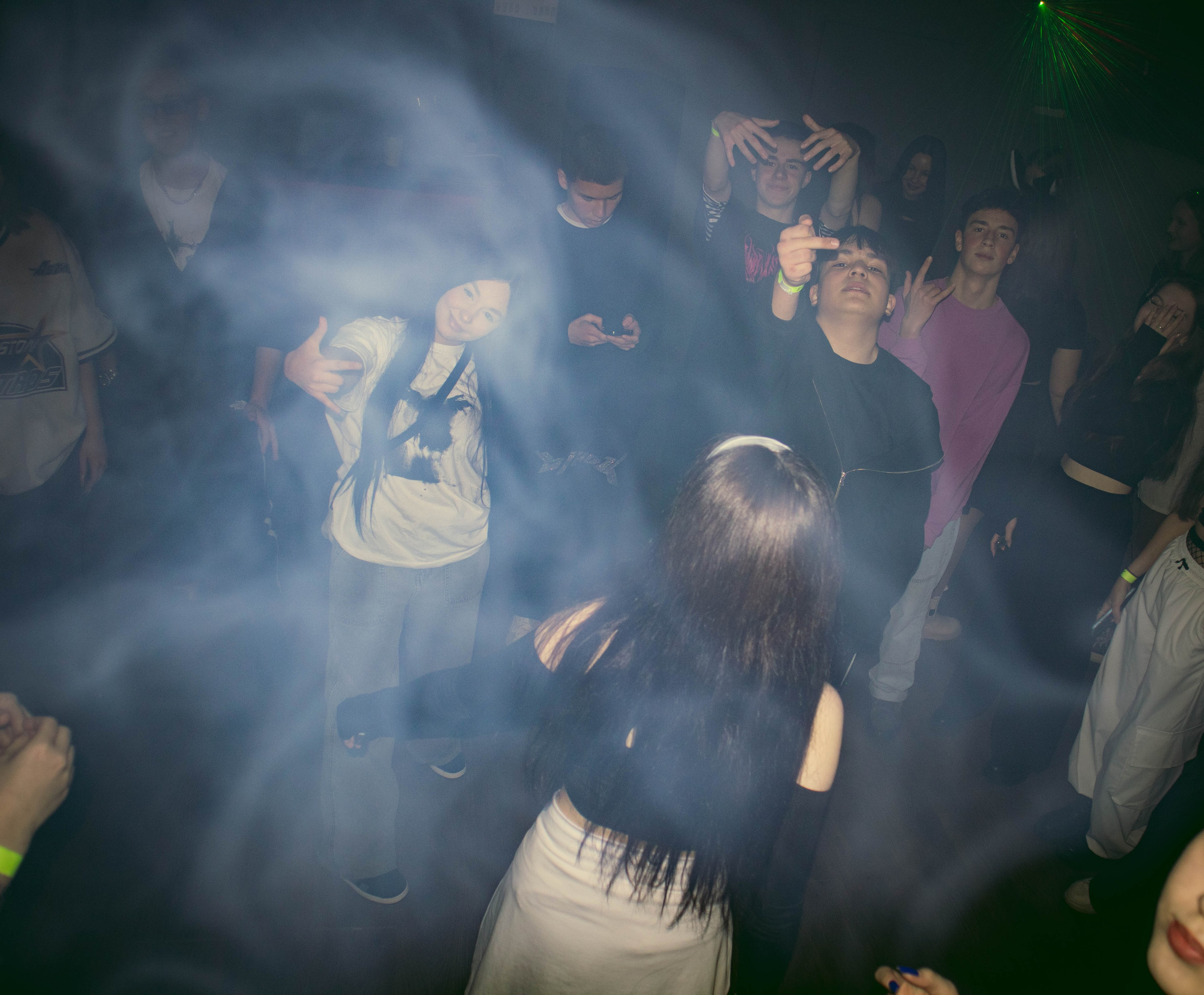 MOSHPIT. Фотограф и видеограф в Бугульме Аня Трутнева