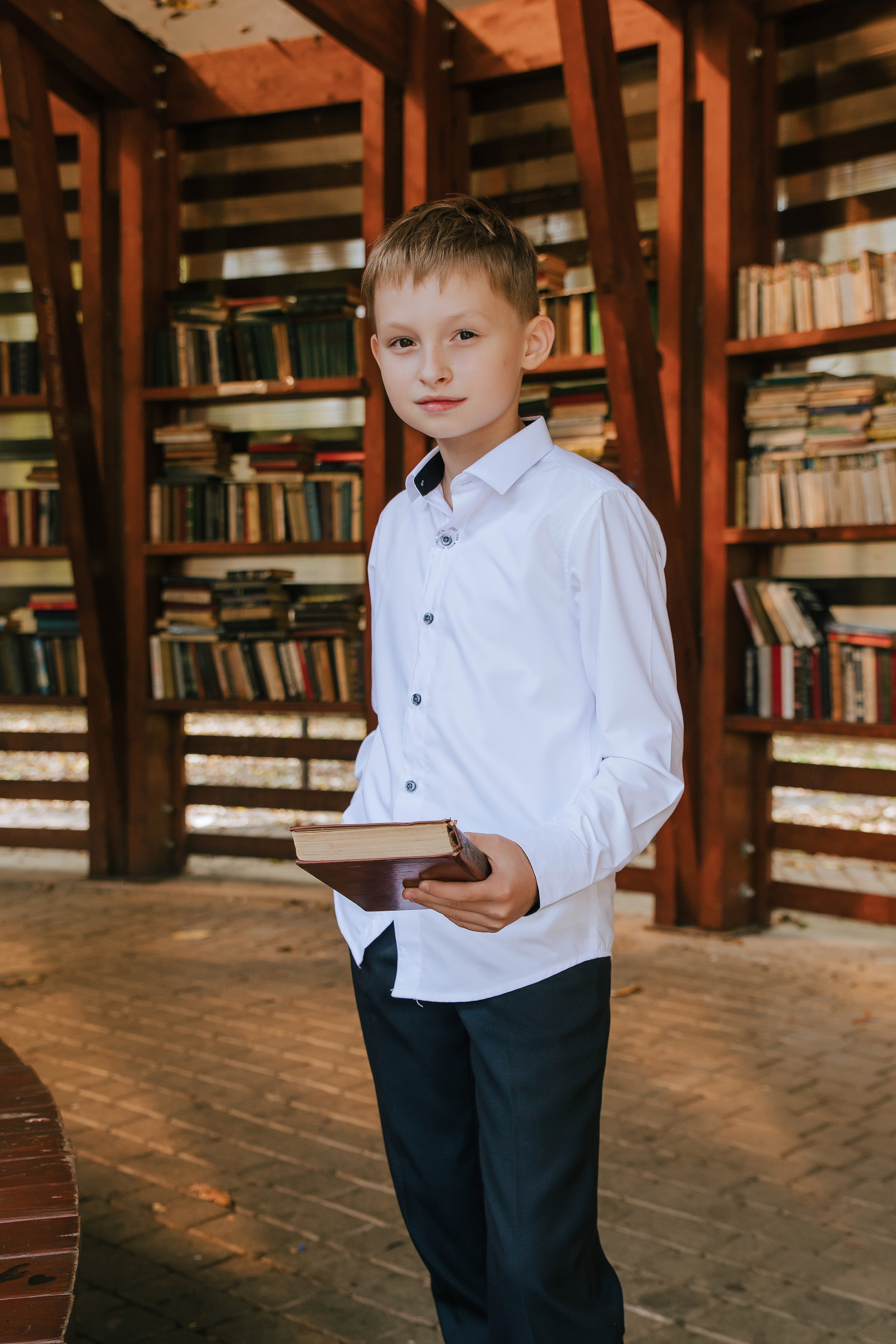 4 класс 1 школа. Фотограф Ярмишко Дарья. Выпускные фотокниги