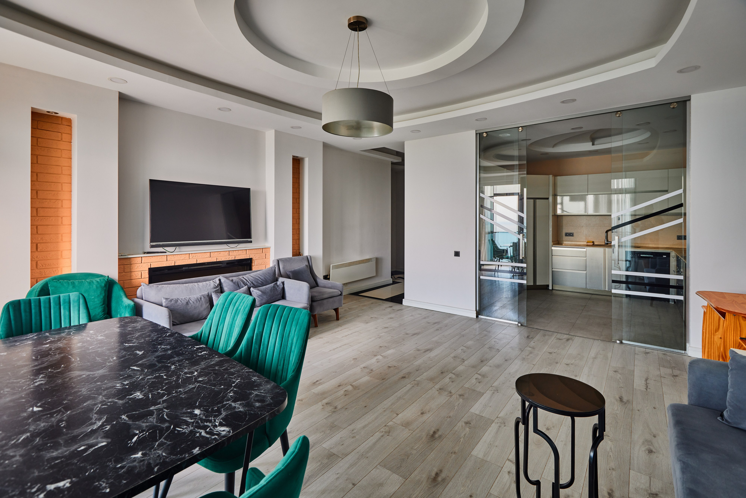 METRO CITY. Режиссёр, клипмейкер, фотограф — Андрей Охота