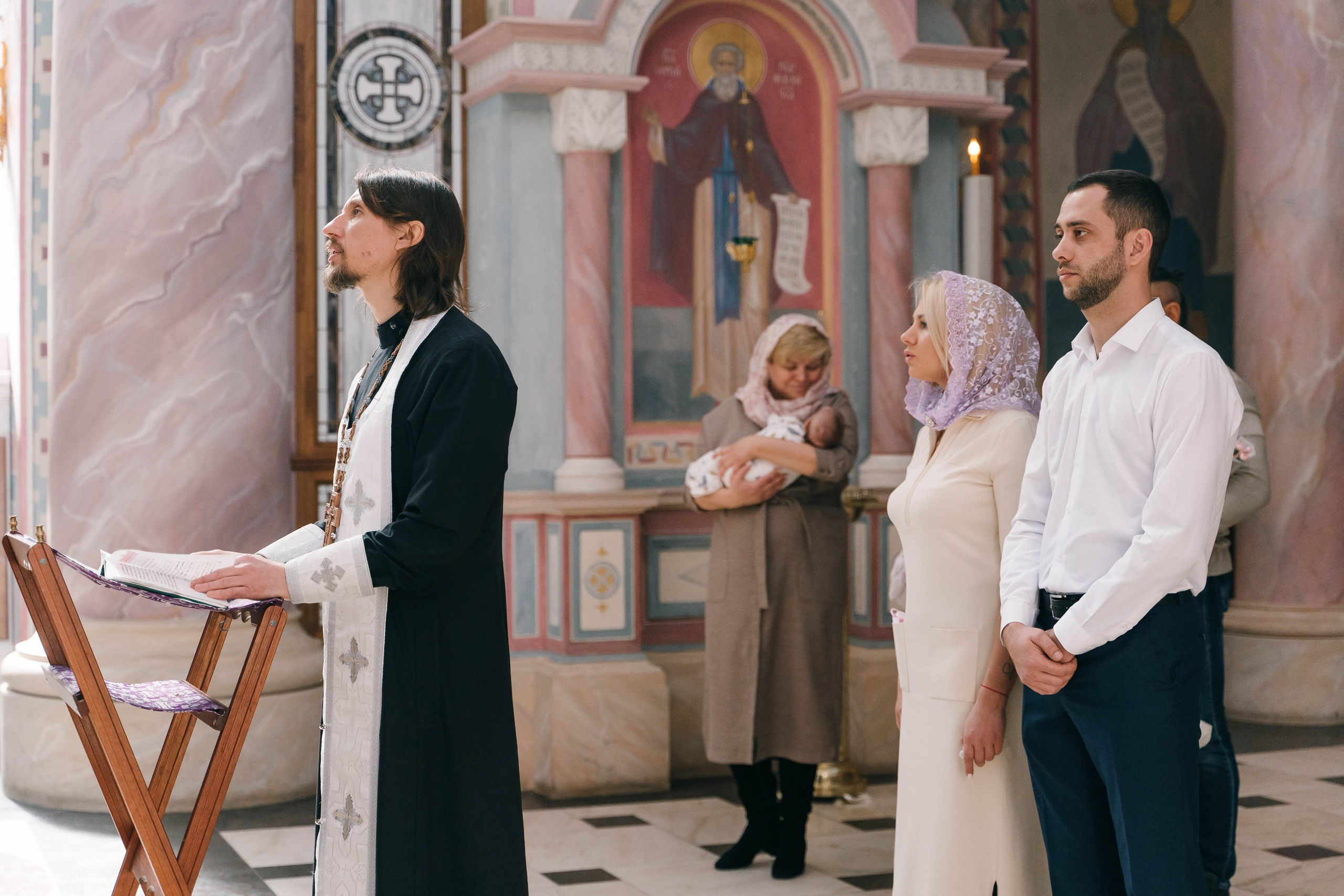 Фотограф на крещение в Самаре Сергей Логинов. Фотограф Сергей Логинов