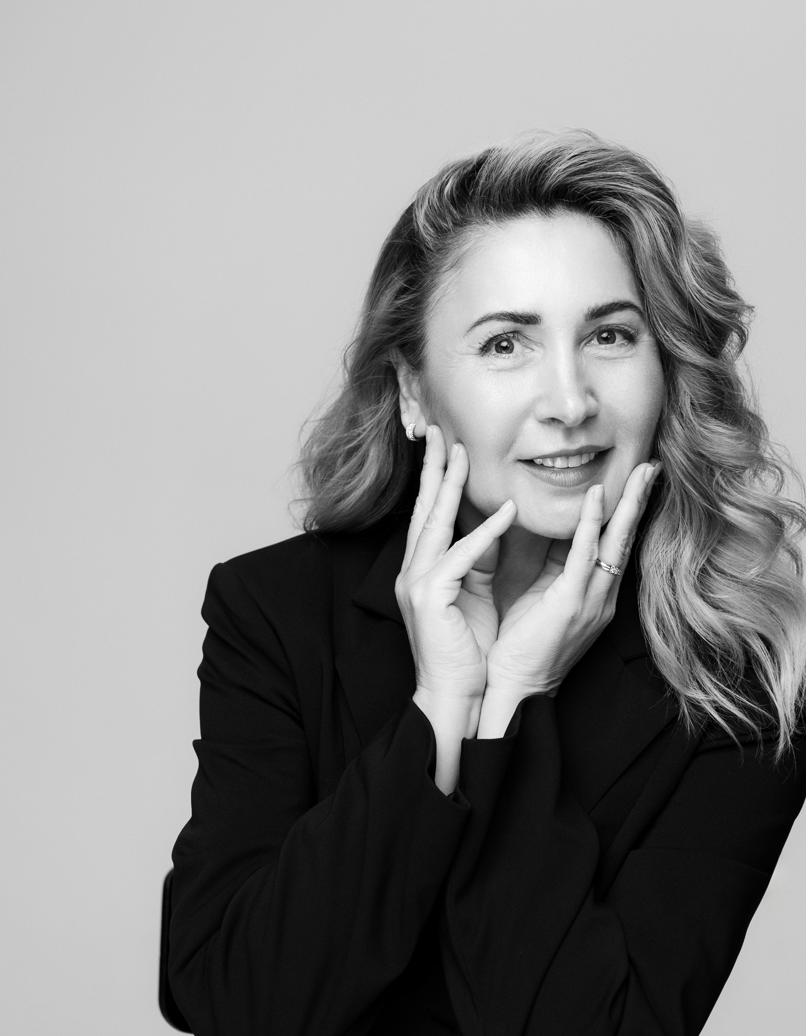 Света. Елена Симонова