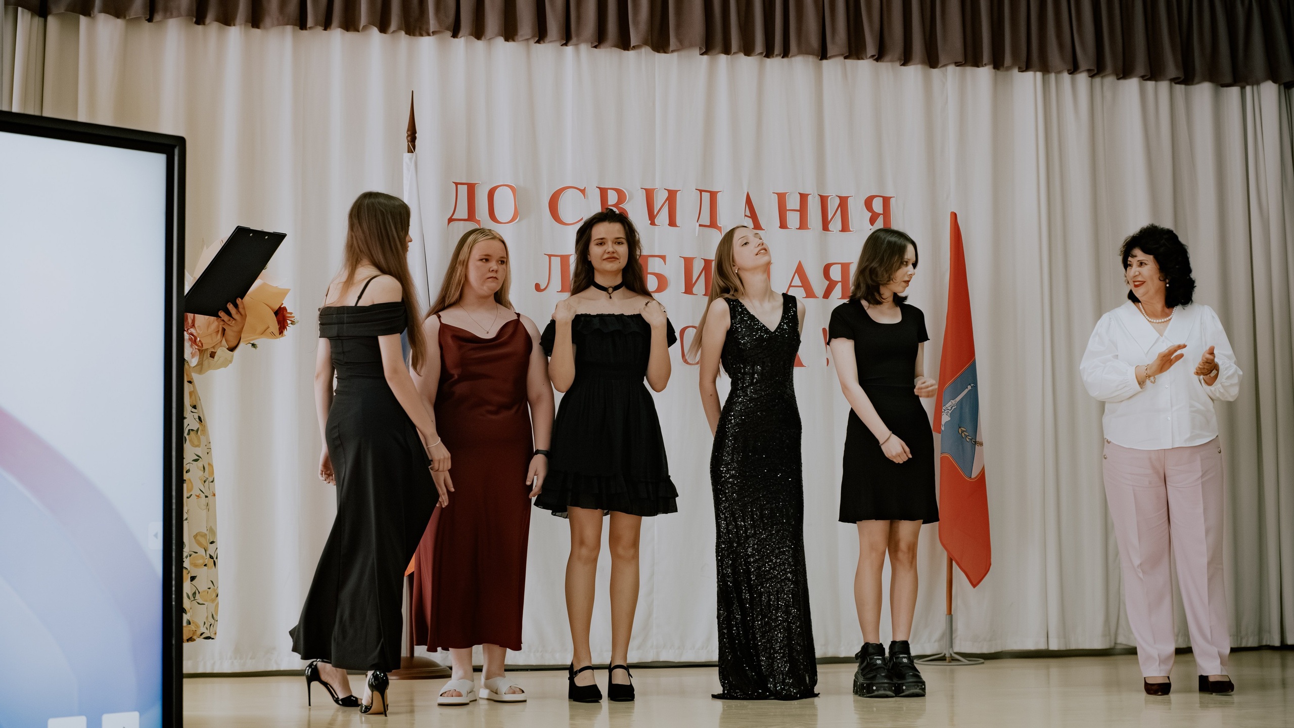 Кейс — Школьный выпускной. Коммерческий и Портретный Фотограф Симферополь Крым Максим Махо