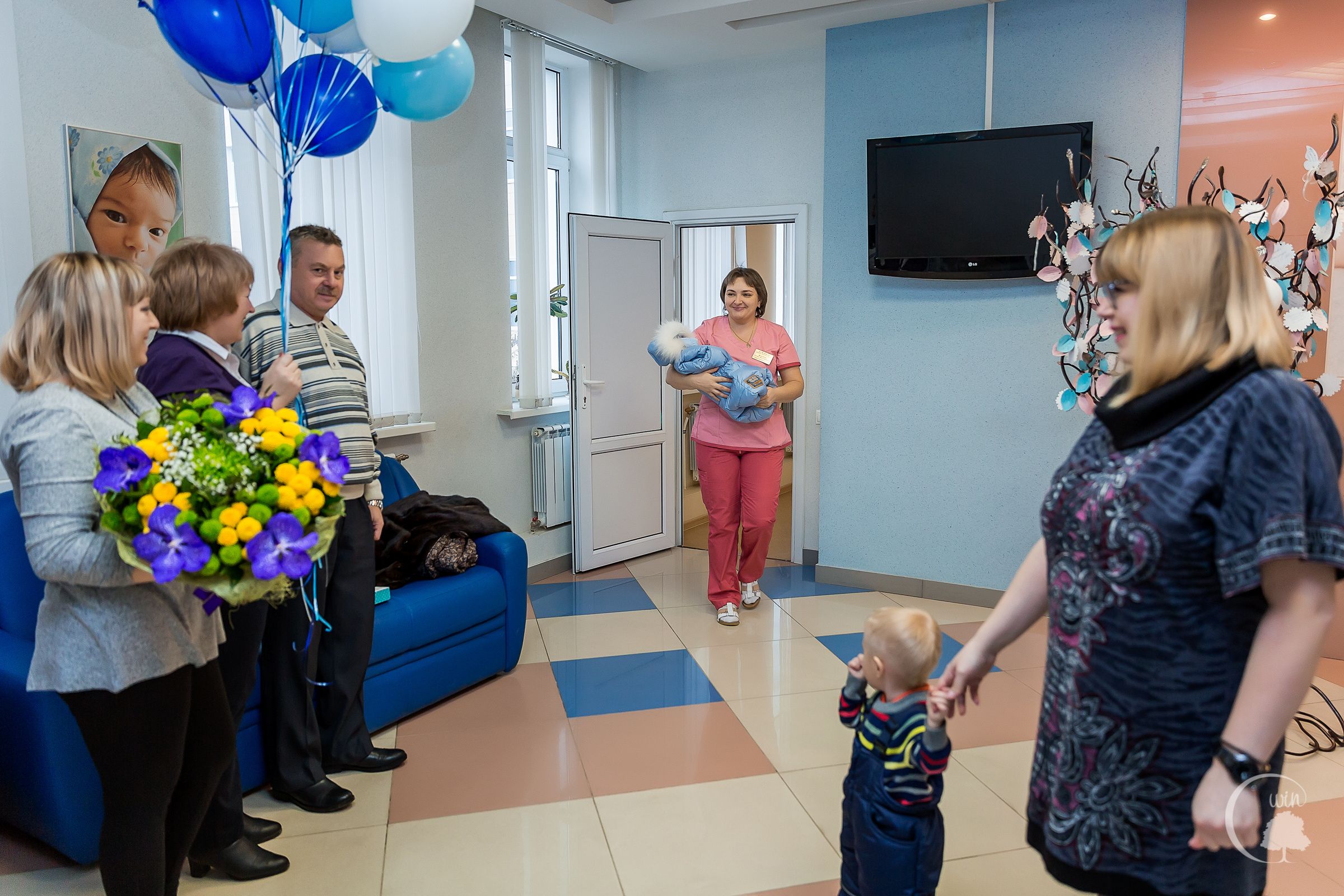 Фотограф на выписку из роддома. Свадебный, семейный фотограф в Воронеже. Иван и Наталья Выборновы
