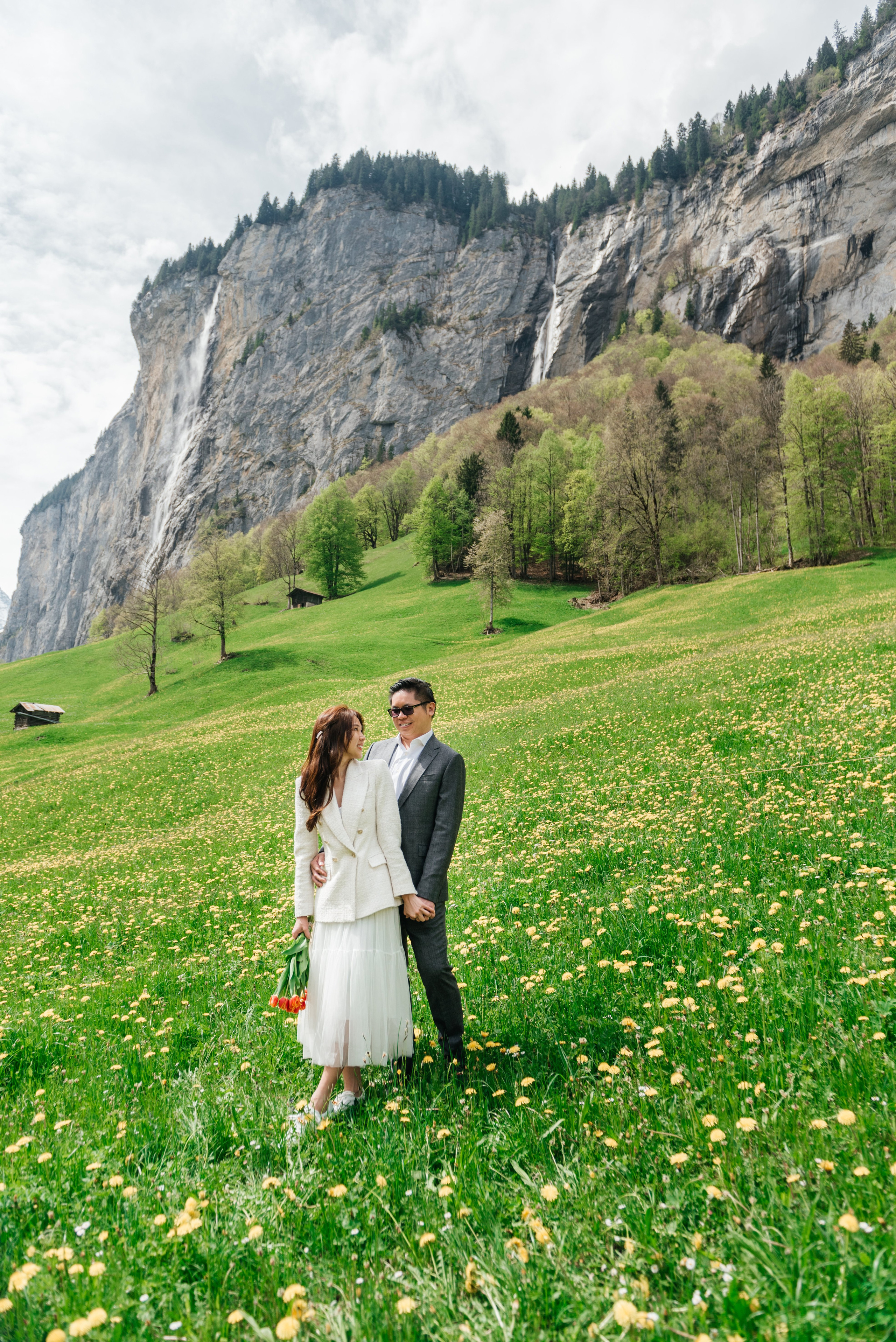 Hazel & Max (Lauterbrunnen, Suisse). Photographe en Suisse et en Europe Anna Alekseenko