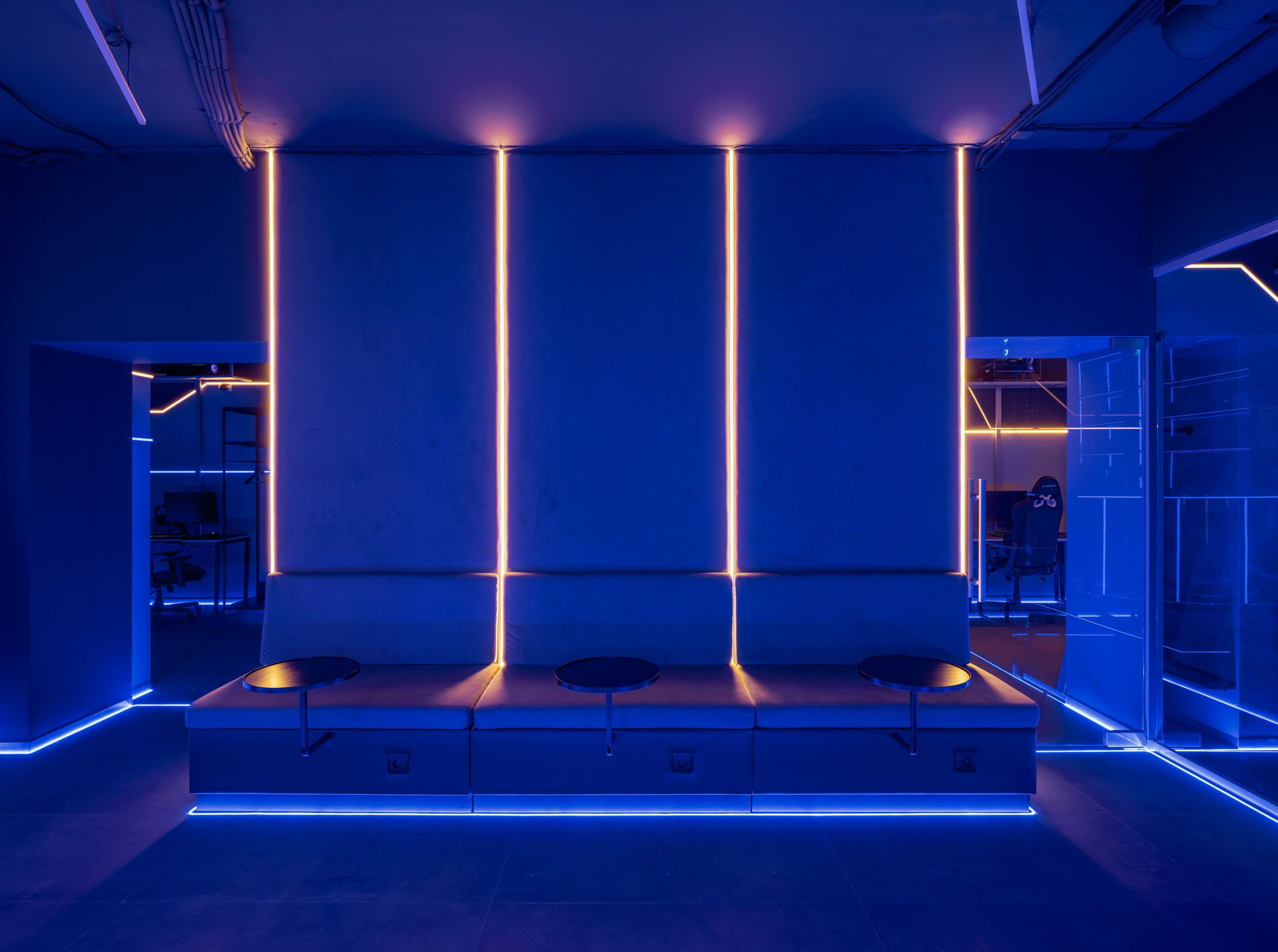 Второй компьютерный клуб "Provoda" - Интерьерный фотограф Коваль Илья. Коваль Илья — Интерьерный и архитектурный фотограф