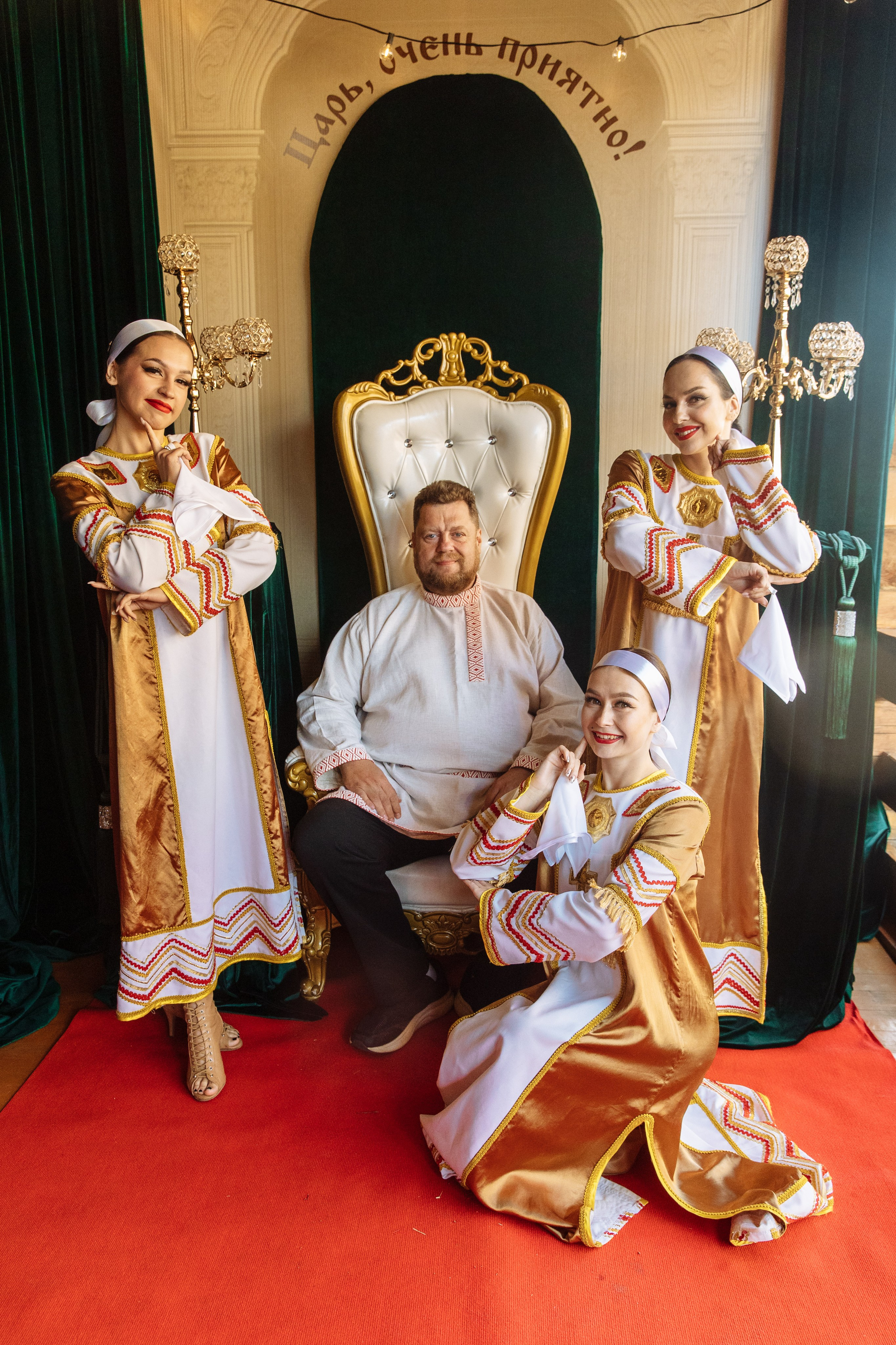 «Иван Васильевич меняет профессию» Юбилей. Свадебный и семейный фотограф в Улан-Удэ