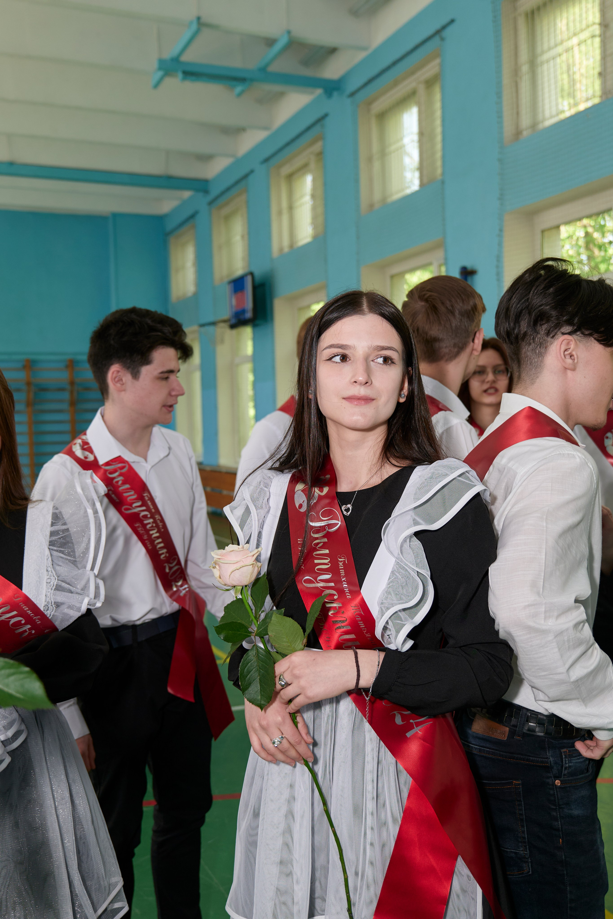 Последний звонок школа 1413. Детский и семейный фотограф г. Москва Оксана Катаджи