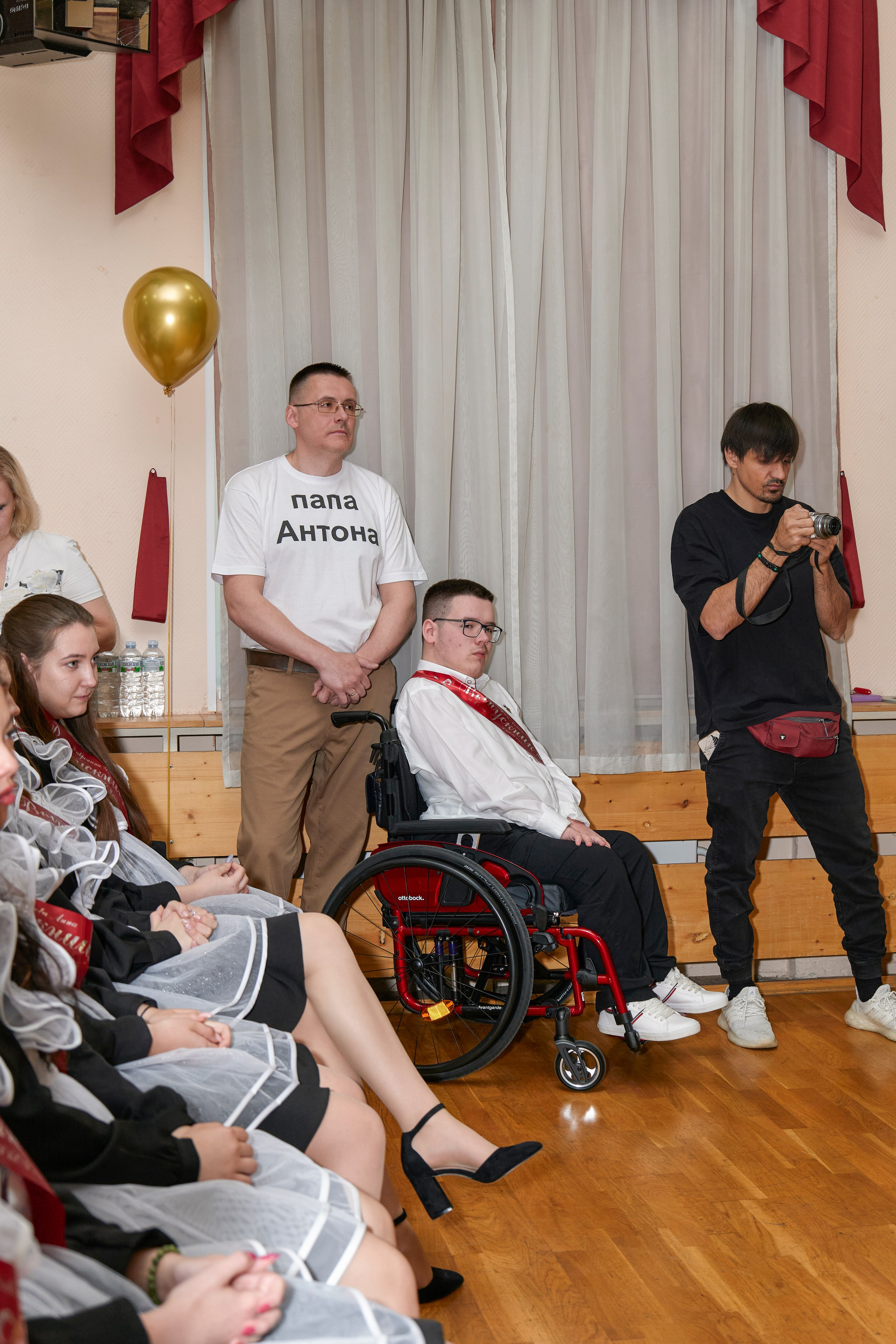 Последний звонок школа 1413. Детский и семейный фотограф г. Москва Оксана Катаджи