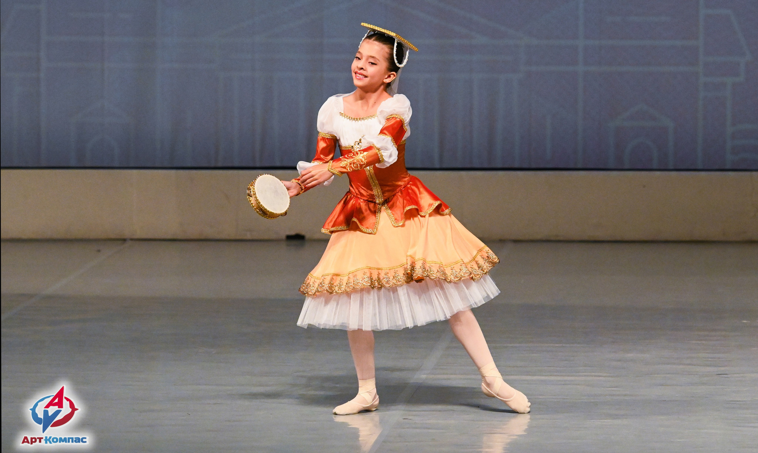 05.10.2025 Всероссийский фестиваль талантов «НЕВСКИЕ ВСТРЕЧИ» г. Санкт-Петербург. Медиастудия Фото Концепт