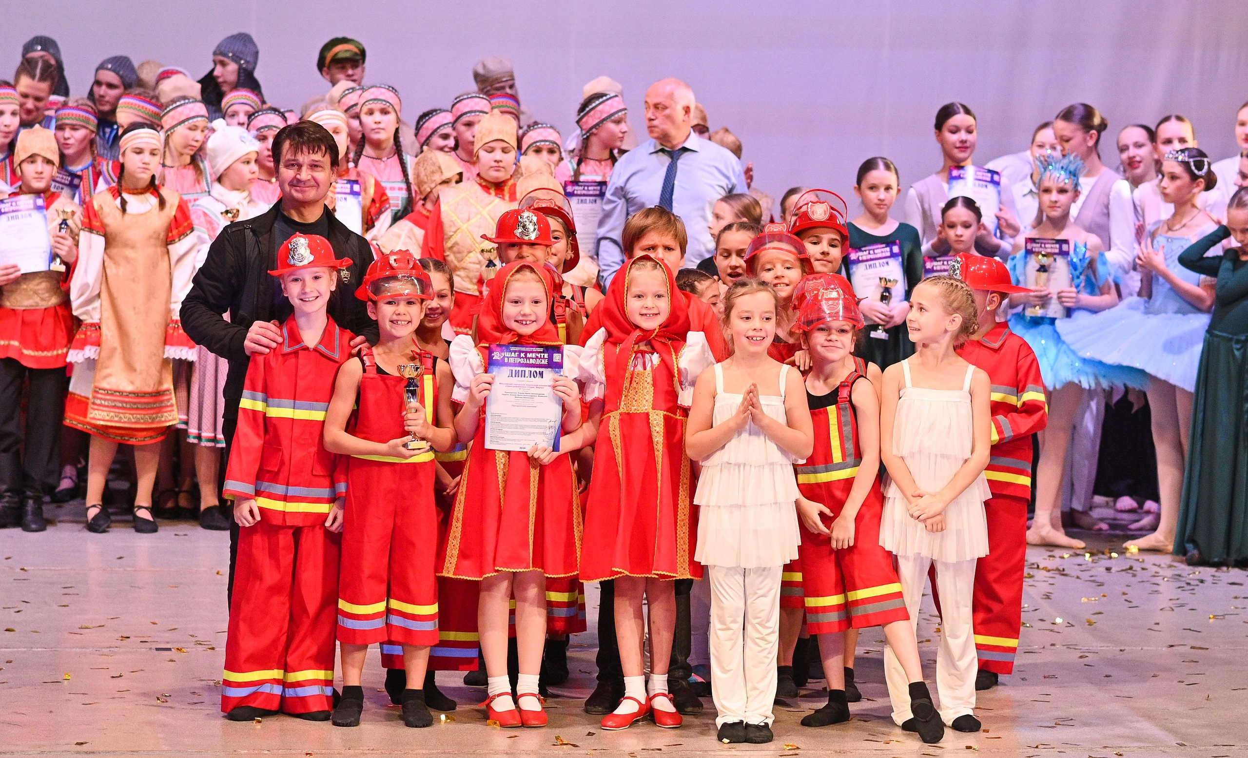 30.11.2024 Фестивальное движение «Шаг к мечте» г. Петрозаводск. Медиастудия Фото Концепт