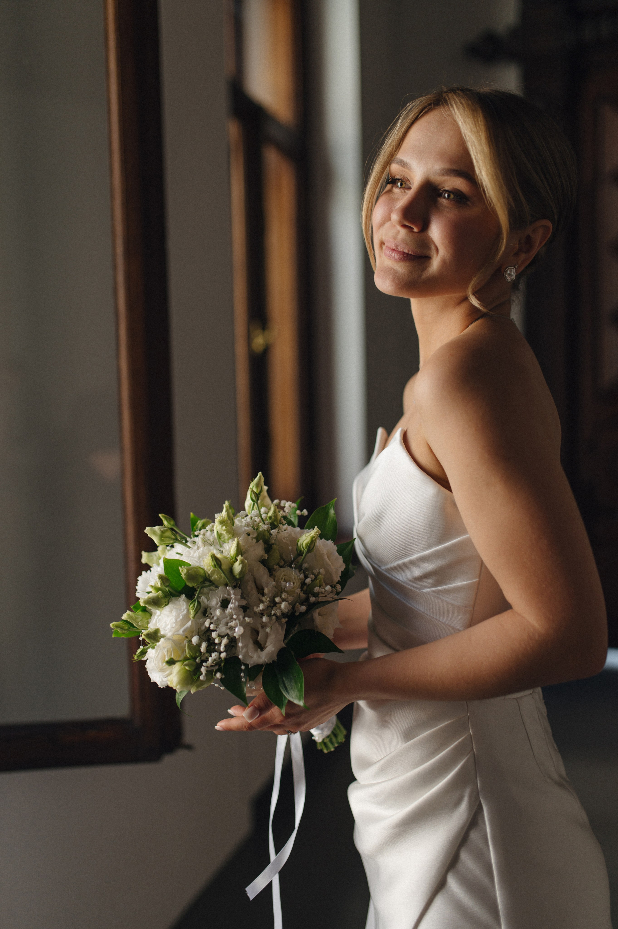 Полина и Егор. Особняк Спиридонова. Свадебный фотограф Москва и Санкт-Петербург. Анастасия Чудина